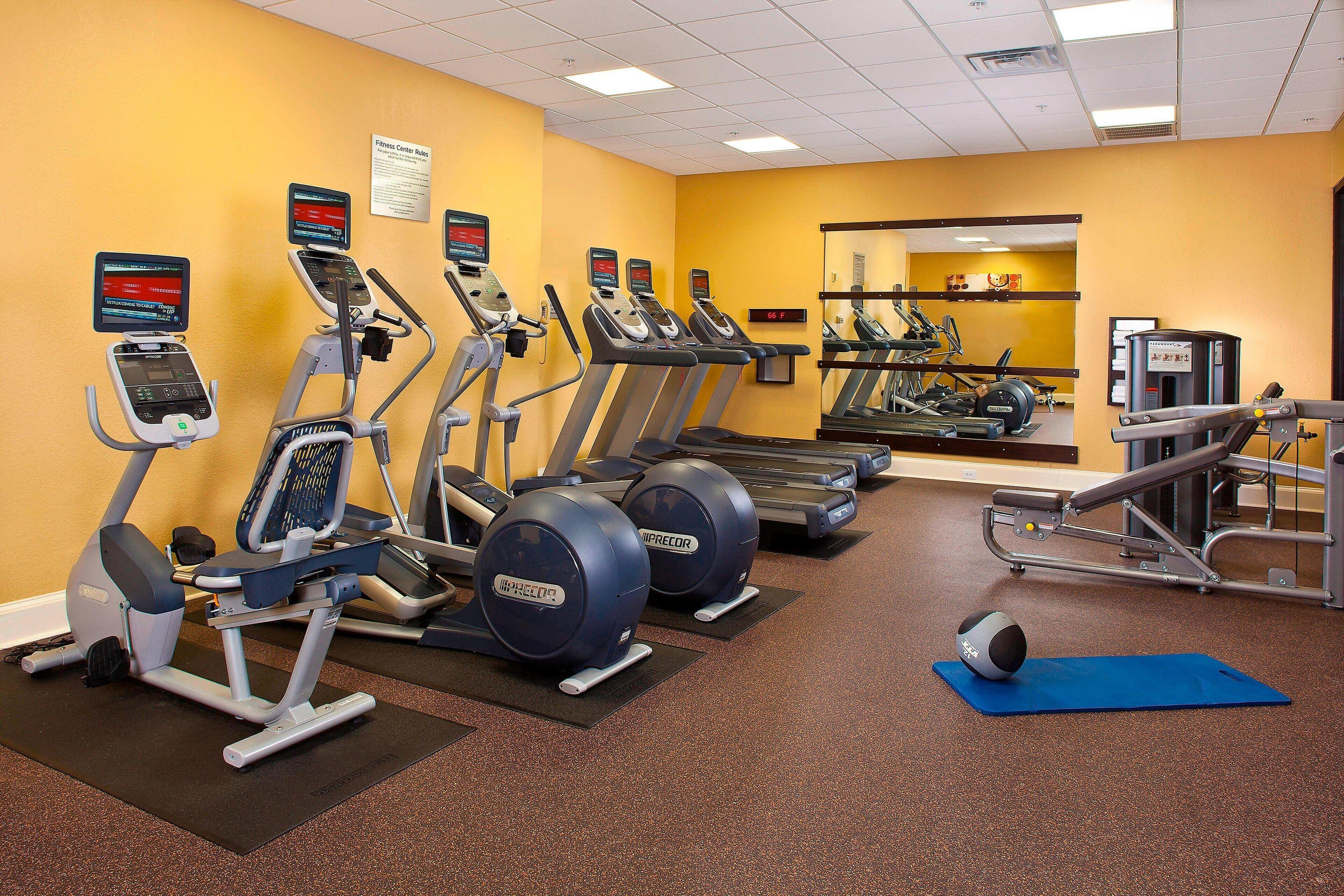 Courtyard By Marriott Downtown Near The French Quarter 3*