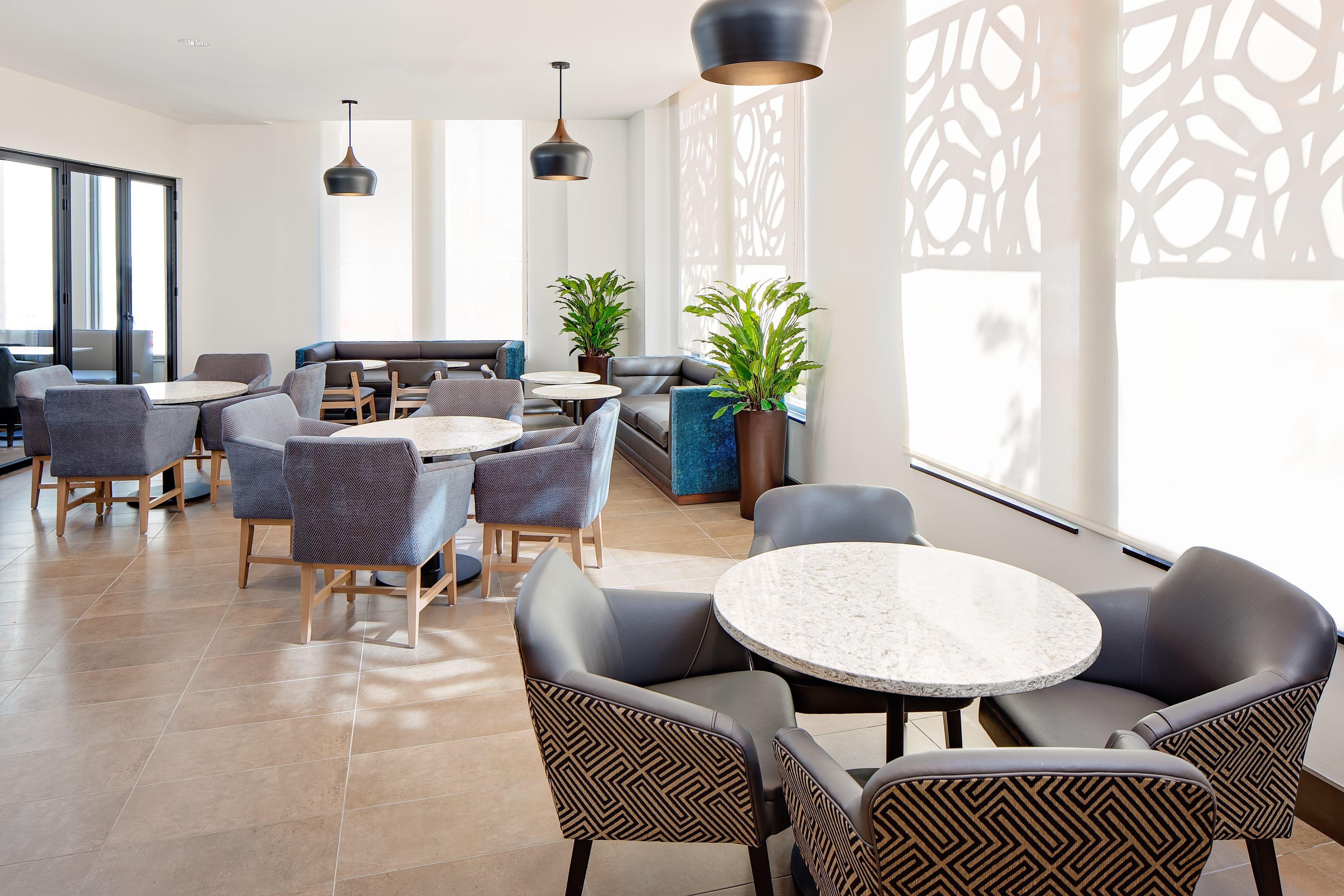 Hyatt Place Convention Center Hotel 3*