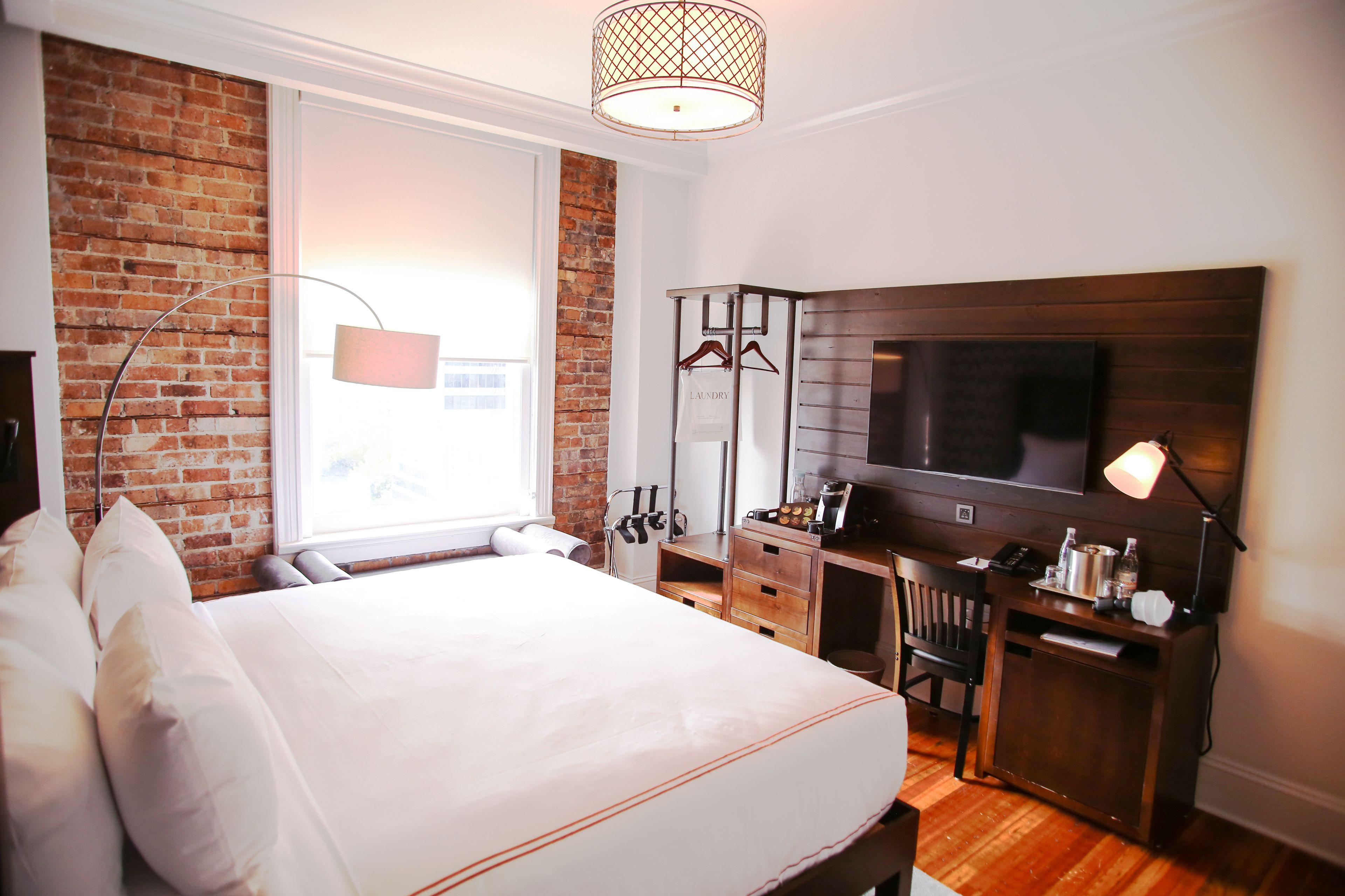 Q&c And Bar New Orleans, Autograph Collection 4*