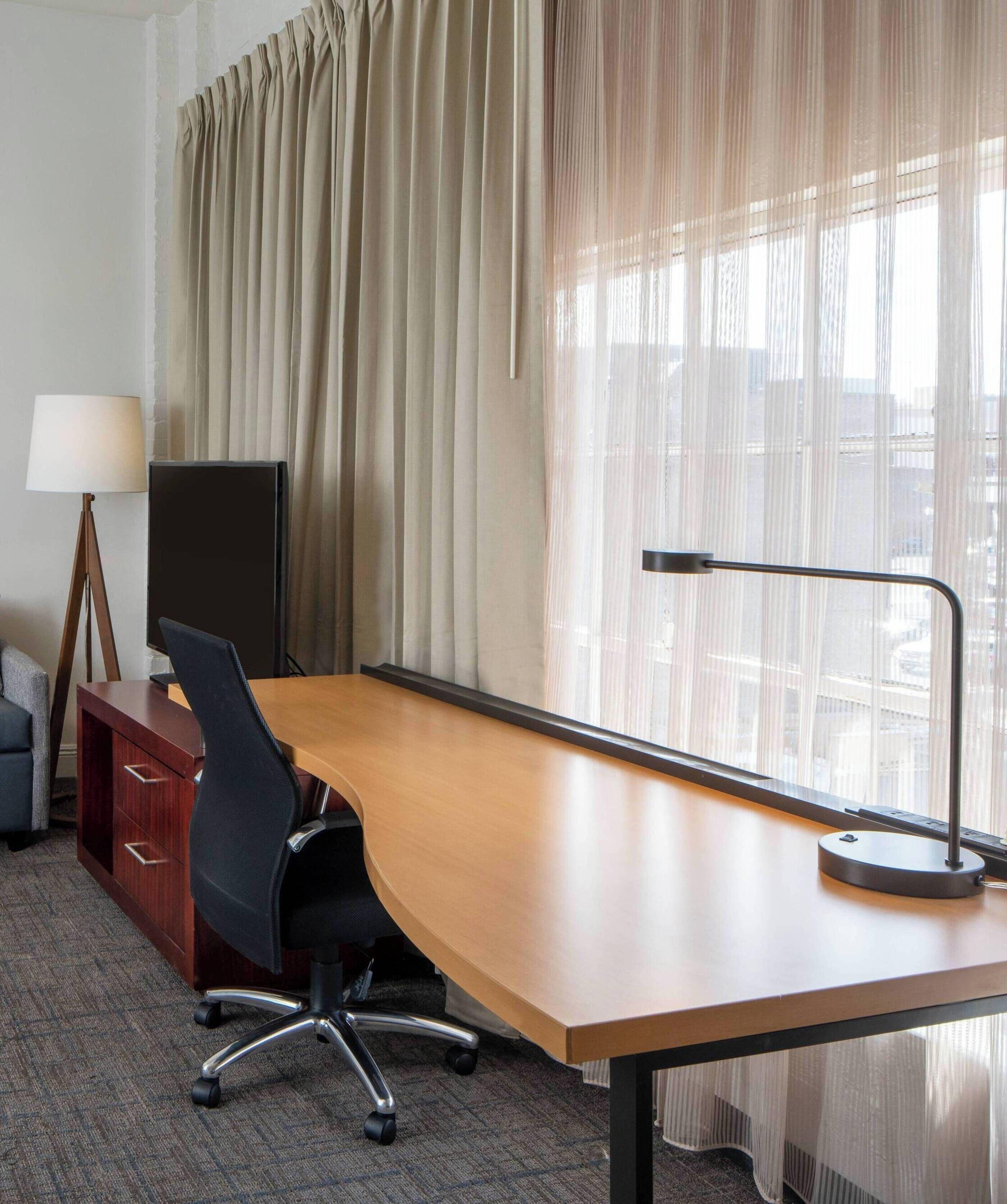 Hotel Sonesta Es Convention Center