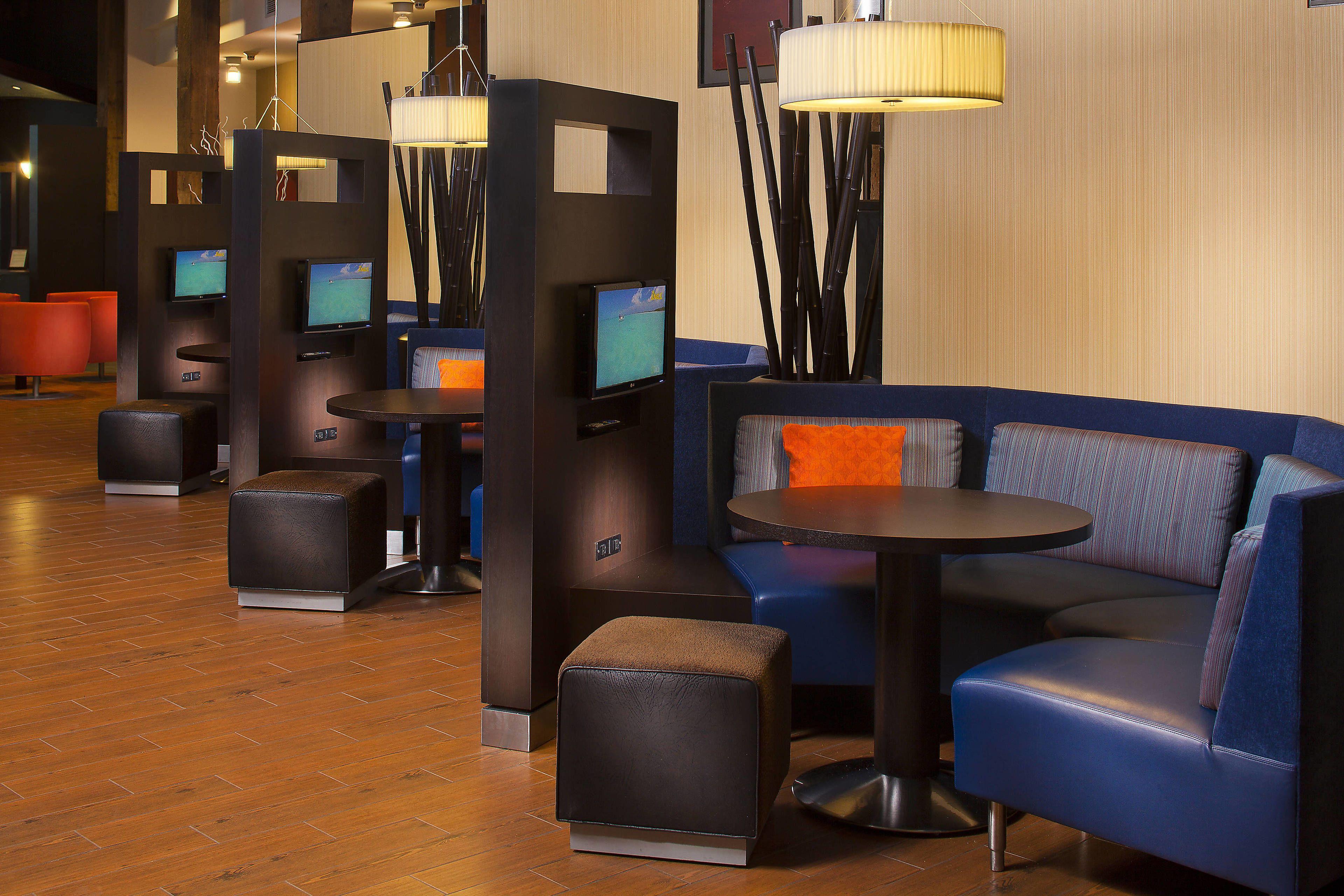 Courtyard By Marriott Warehouse Arts District 3* New Orleans