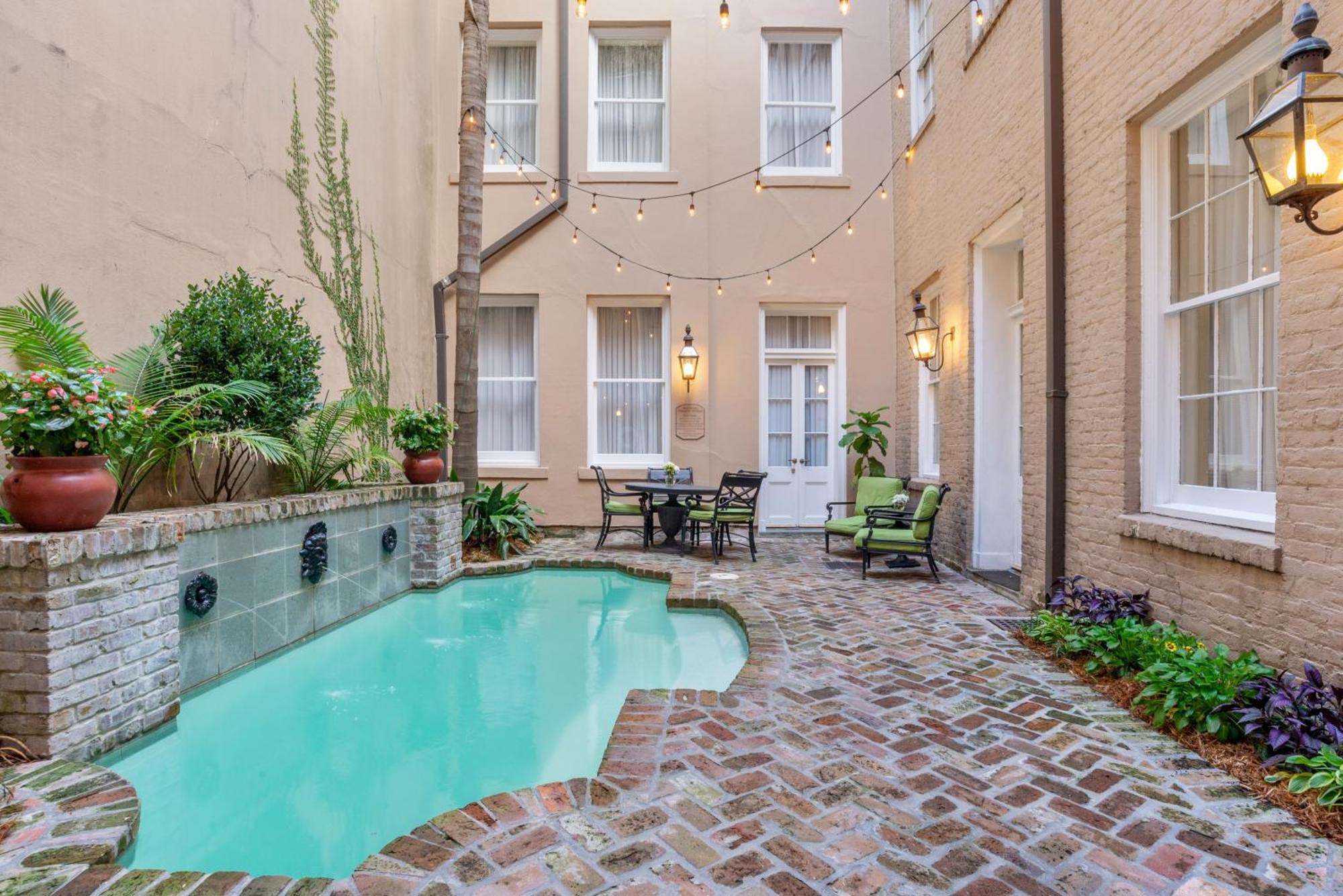 Voco St By Ihg Hotel New Orleans