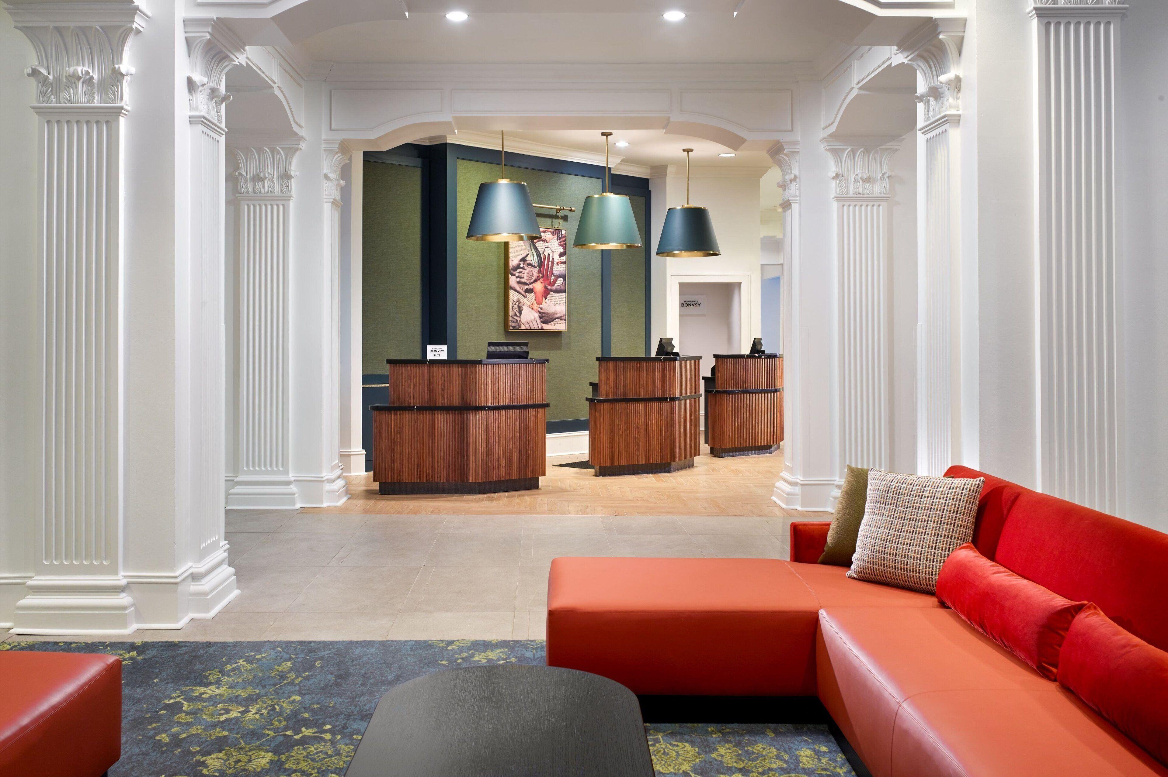 Hotel Courtyard By Marriott French Quarter/iberville 3*