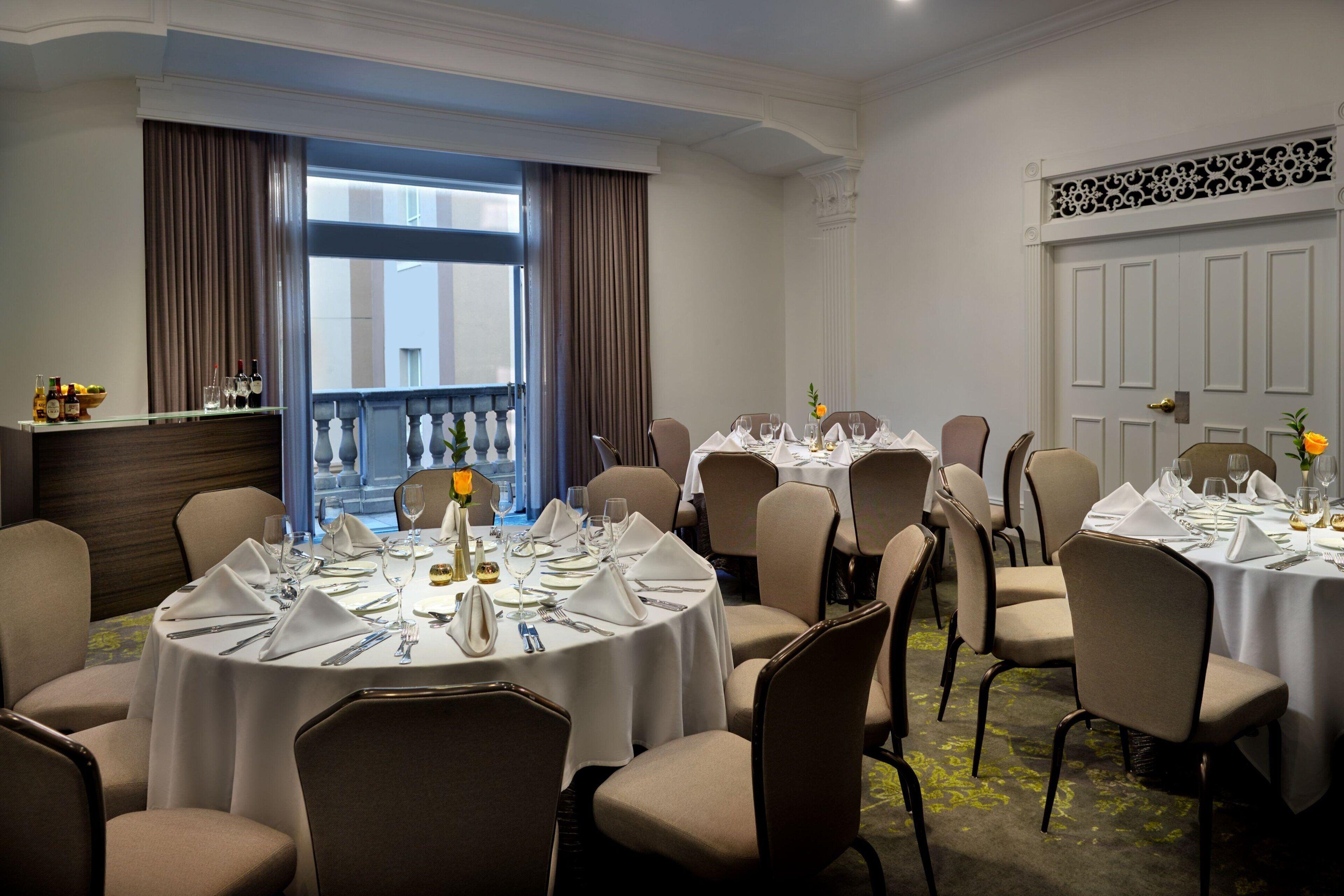 Hotel Courtyard By Marriott French Quarter/iberville 3*