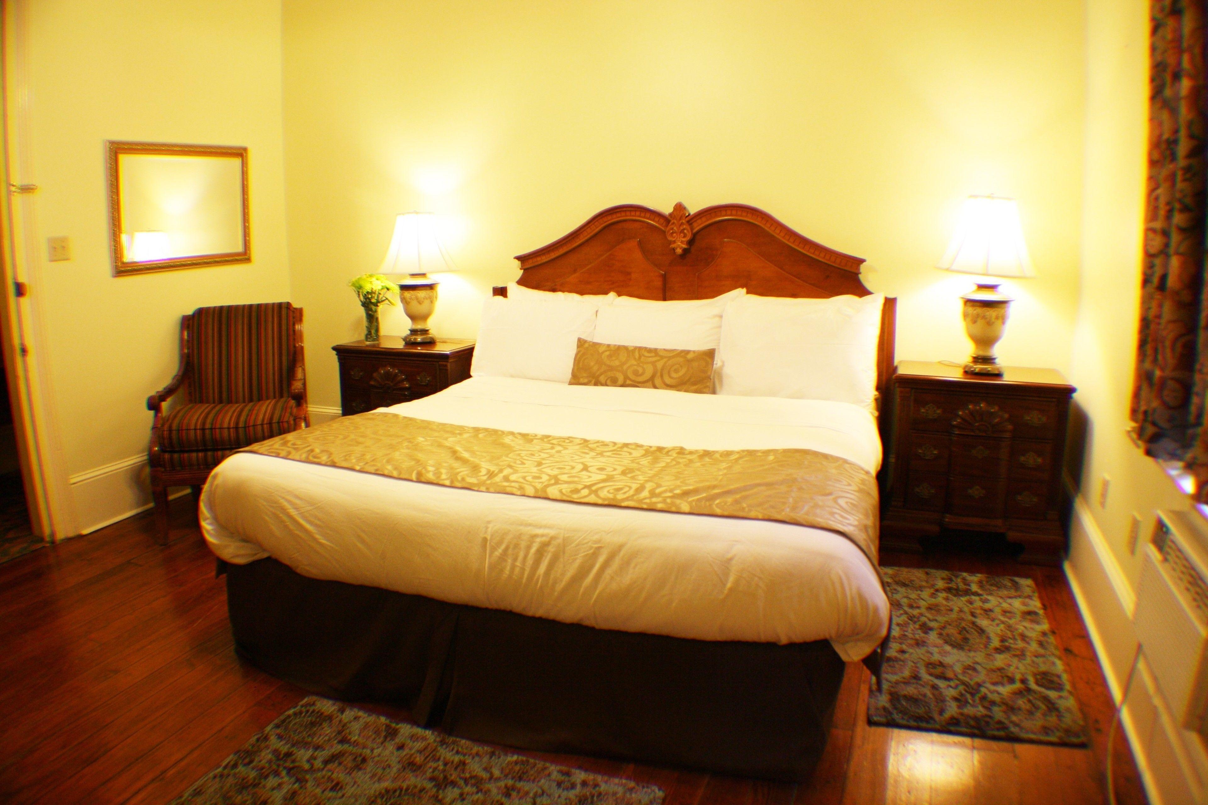 Hotel Historic Streetcar