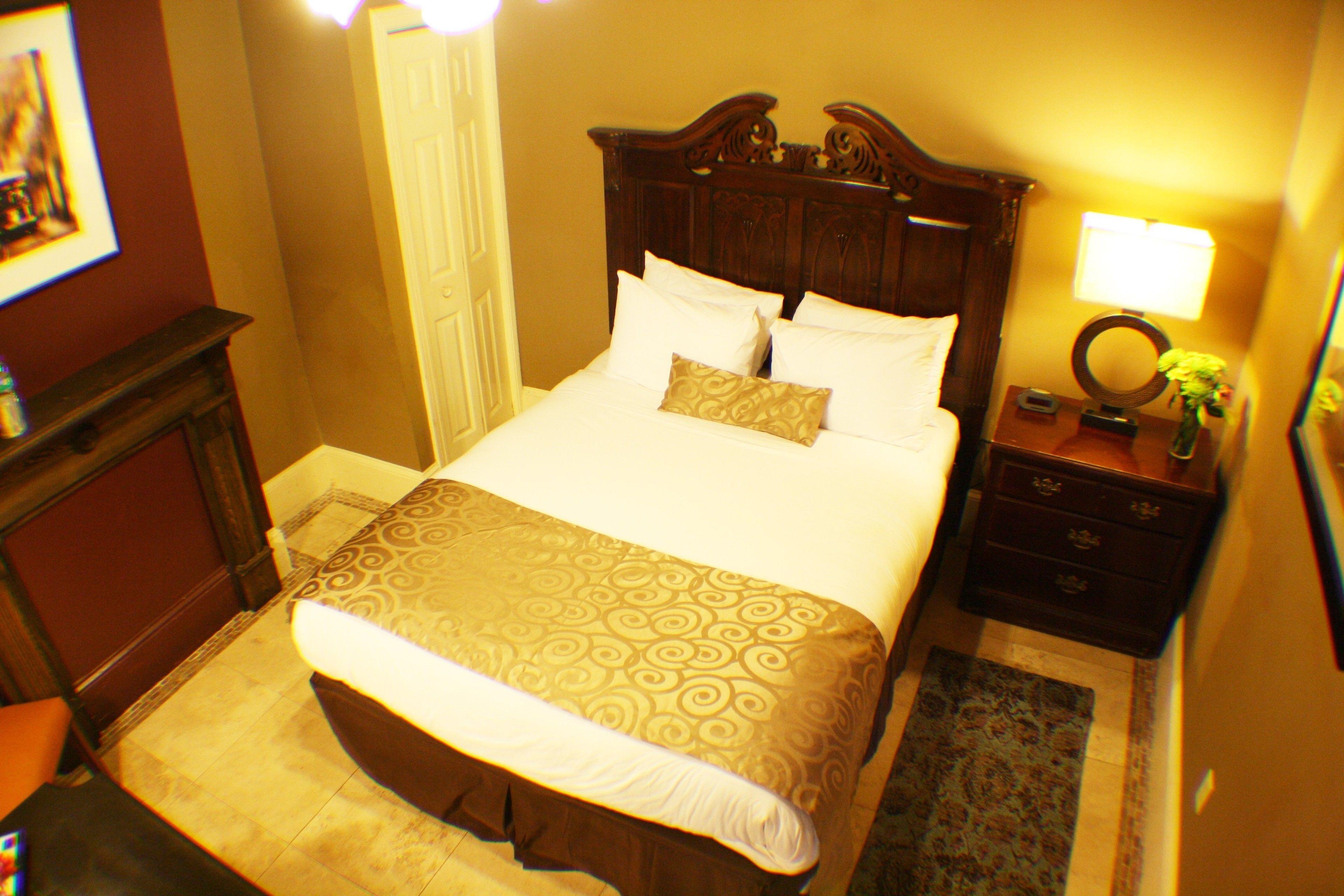 Hotel Historic Streetcar 2*