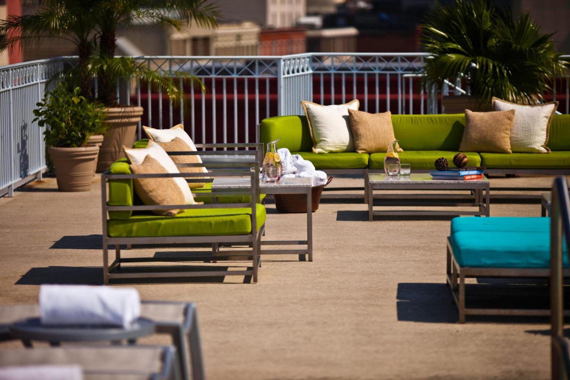 Hotel Renaissance Arts Warehouse District New Orleans