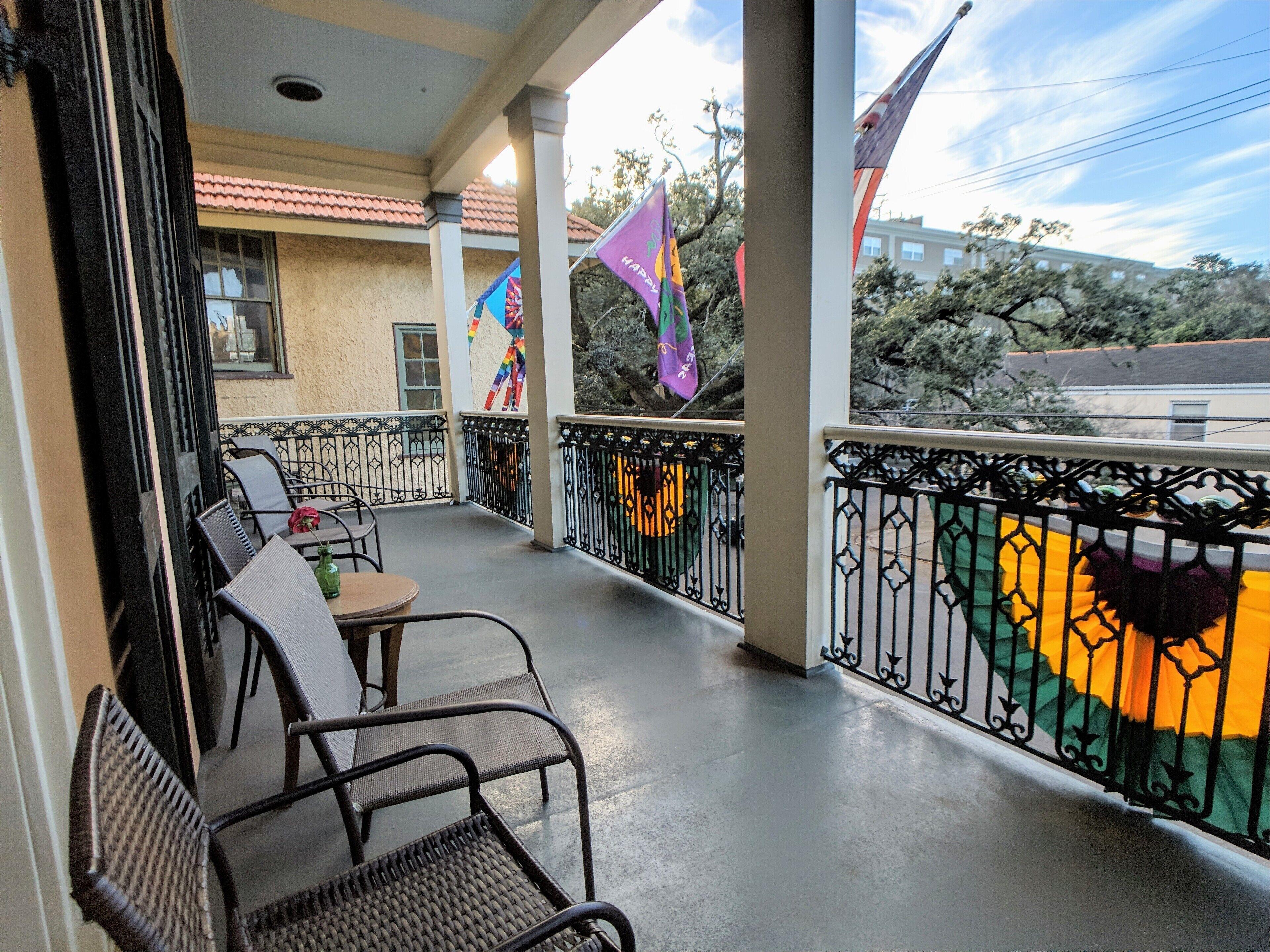 Bed & Breakfast Parisian Courtyard