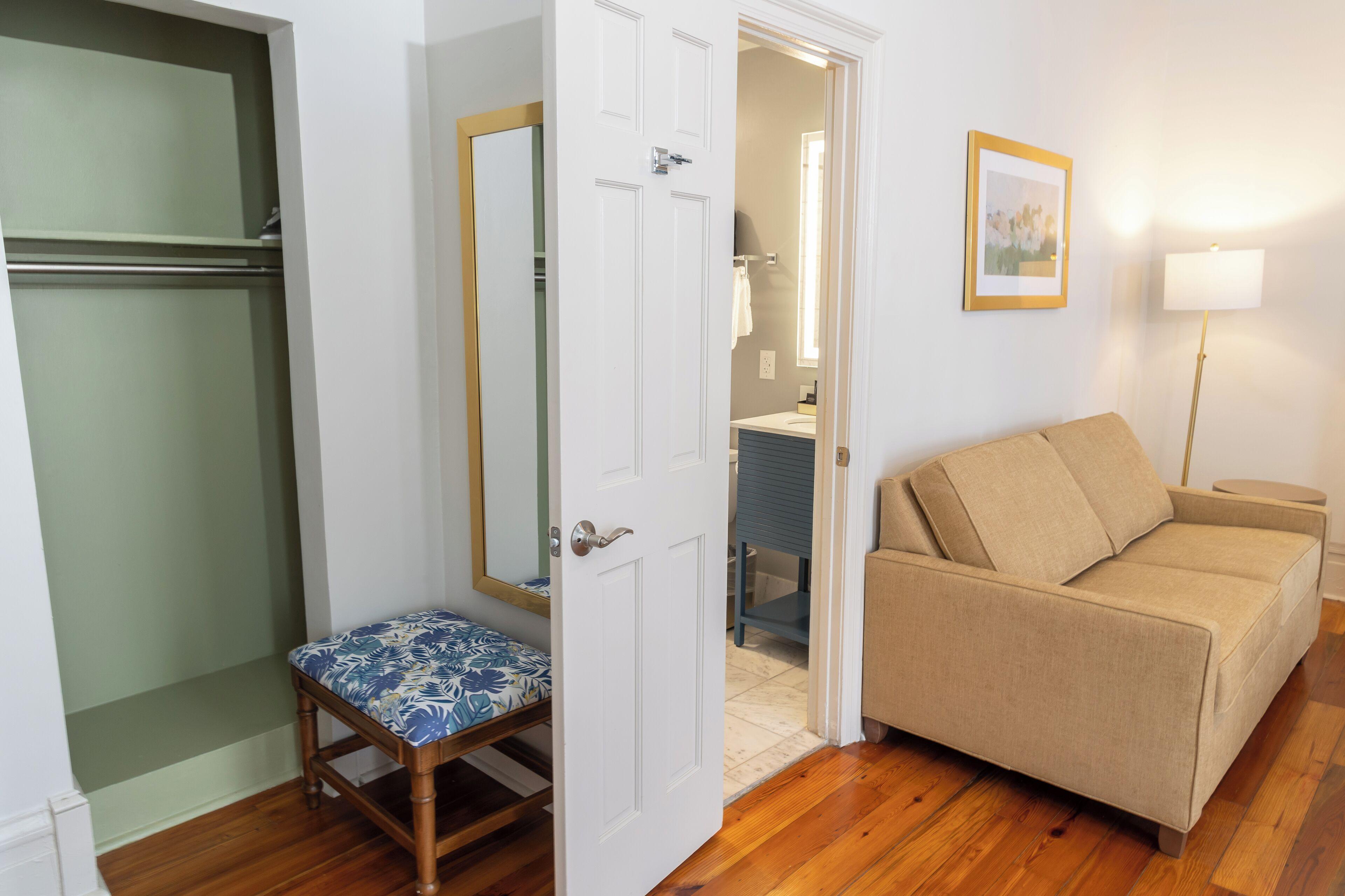 On St. Ann, A French Quarter Inn 3*