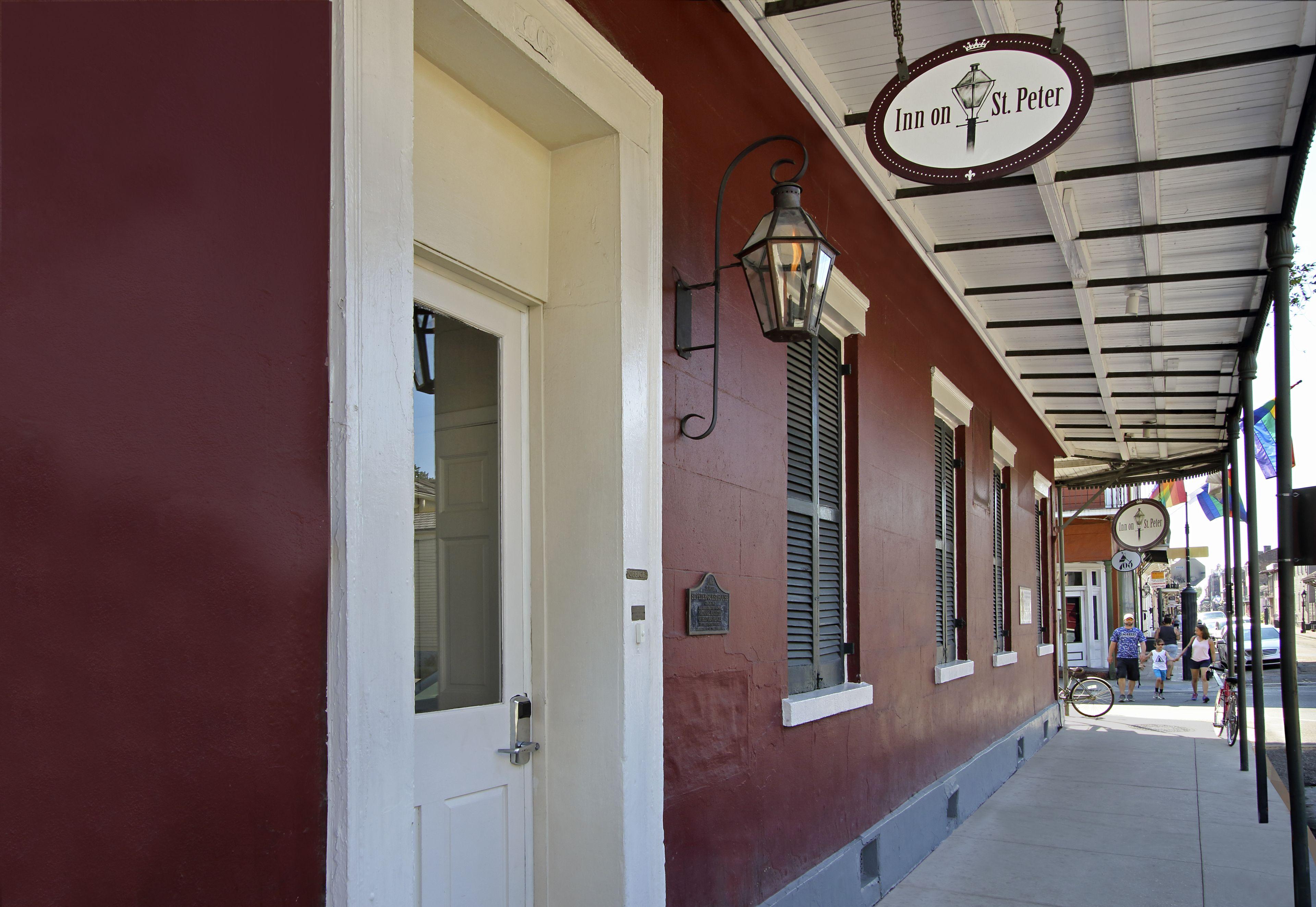On St. Peter, A French Quarter Inn 3*