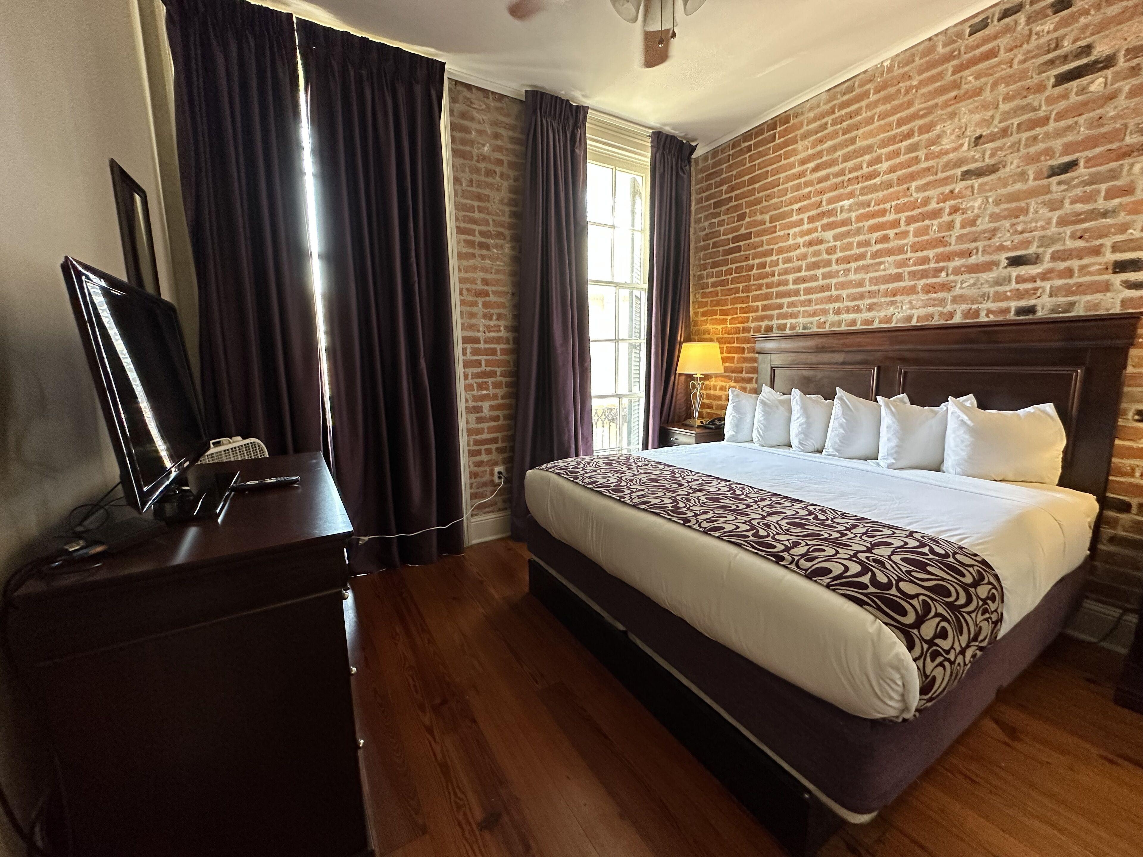 Inn On St. Peter, A French Quarter 3*