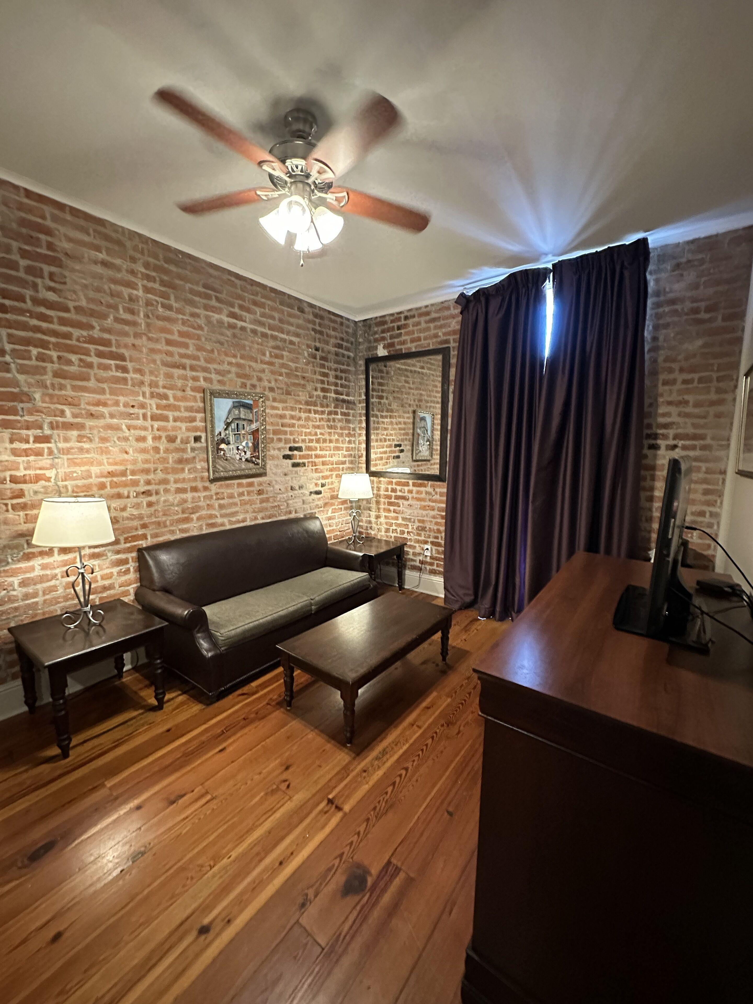 On St. Peter, A French Quarter Inn New Orleans