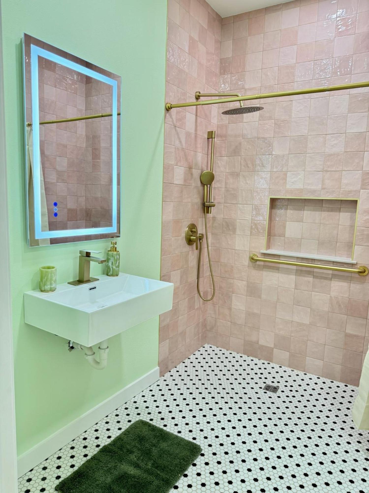 The Railyard Nola - Adult Only, Clothing Optional Pool New Orleans