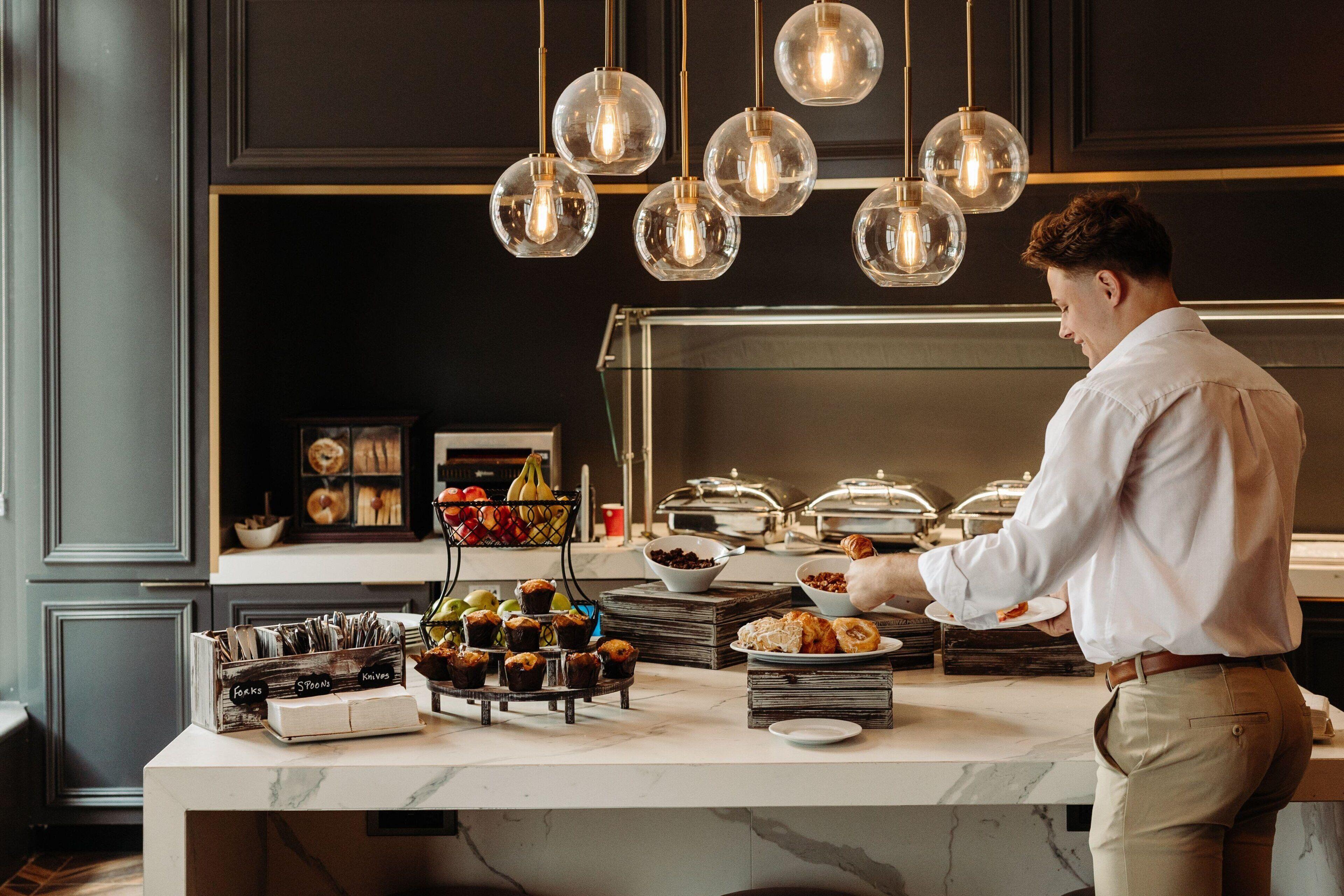 Marriott Warehouse Arts District Hotel