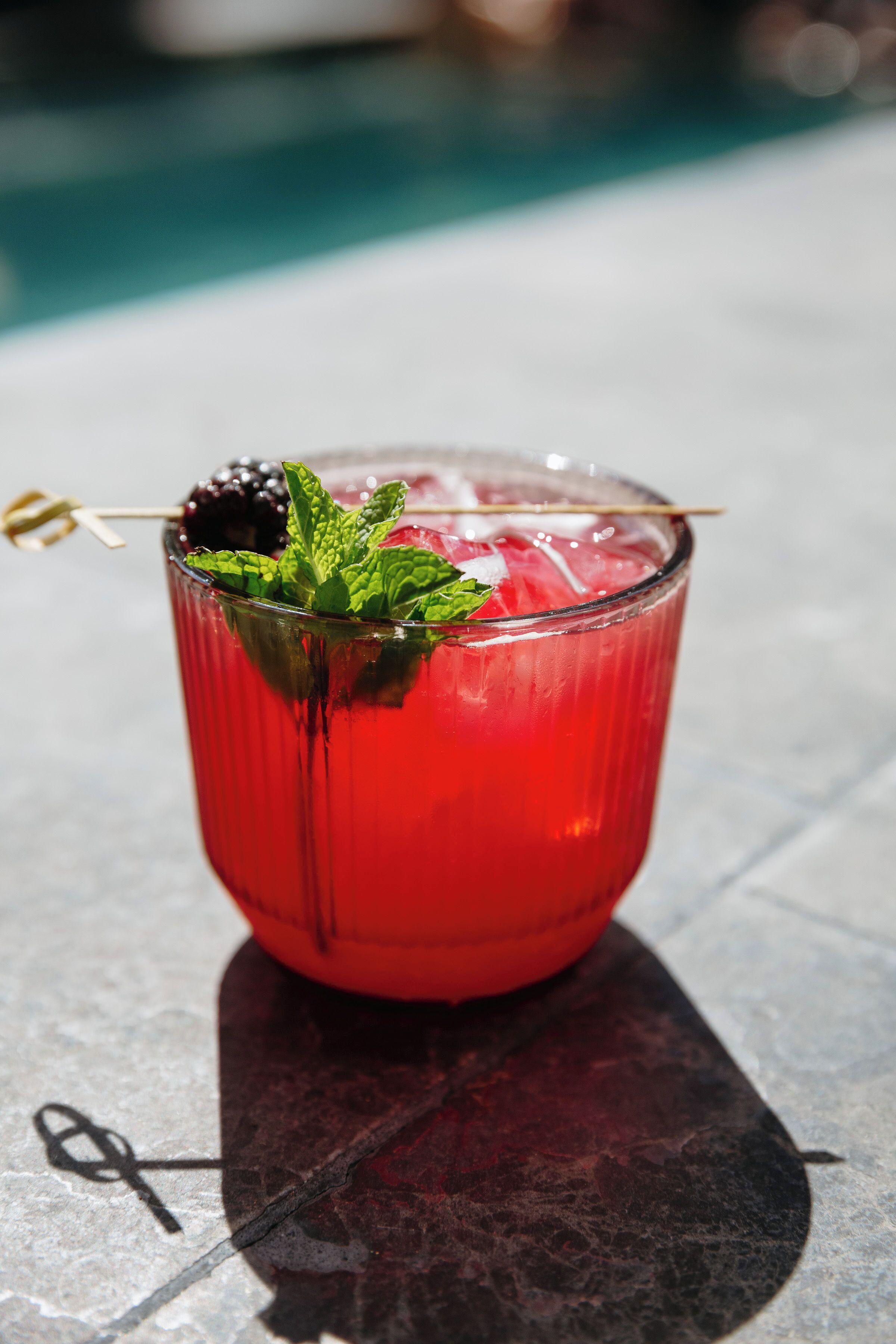 Inn The Prytania Oaks