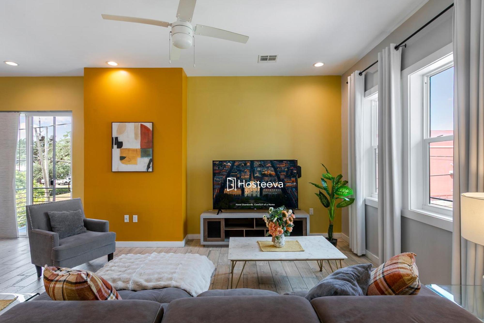 Spacious 4br W Pool & Parking !!! Holiday home New Orleans