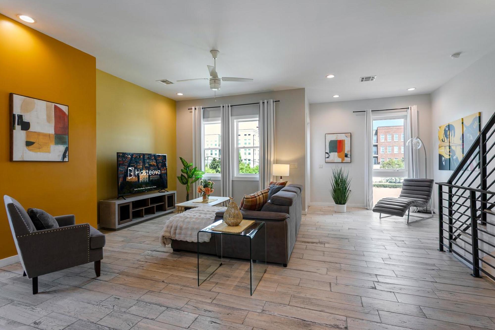 Spacious 4br W Pool & Parking !!! Holiday home New Orleans