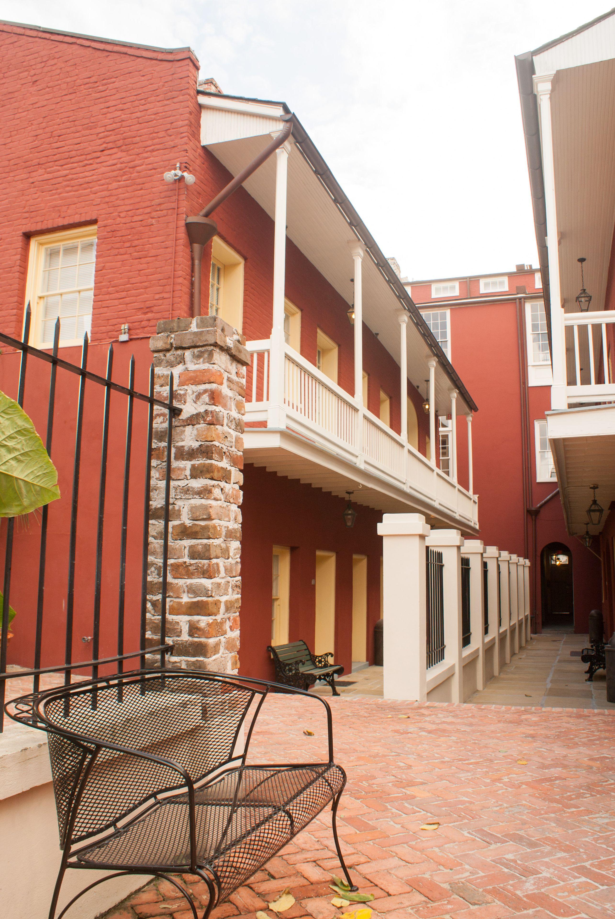 Grenoble House Hotel