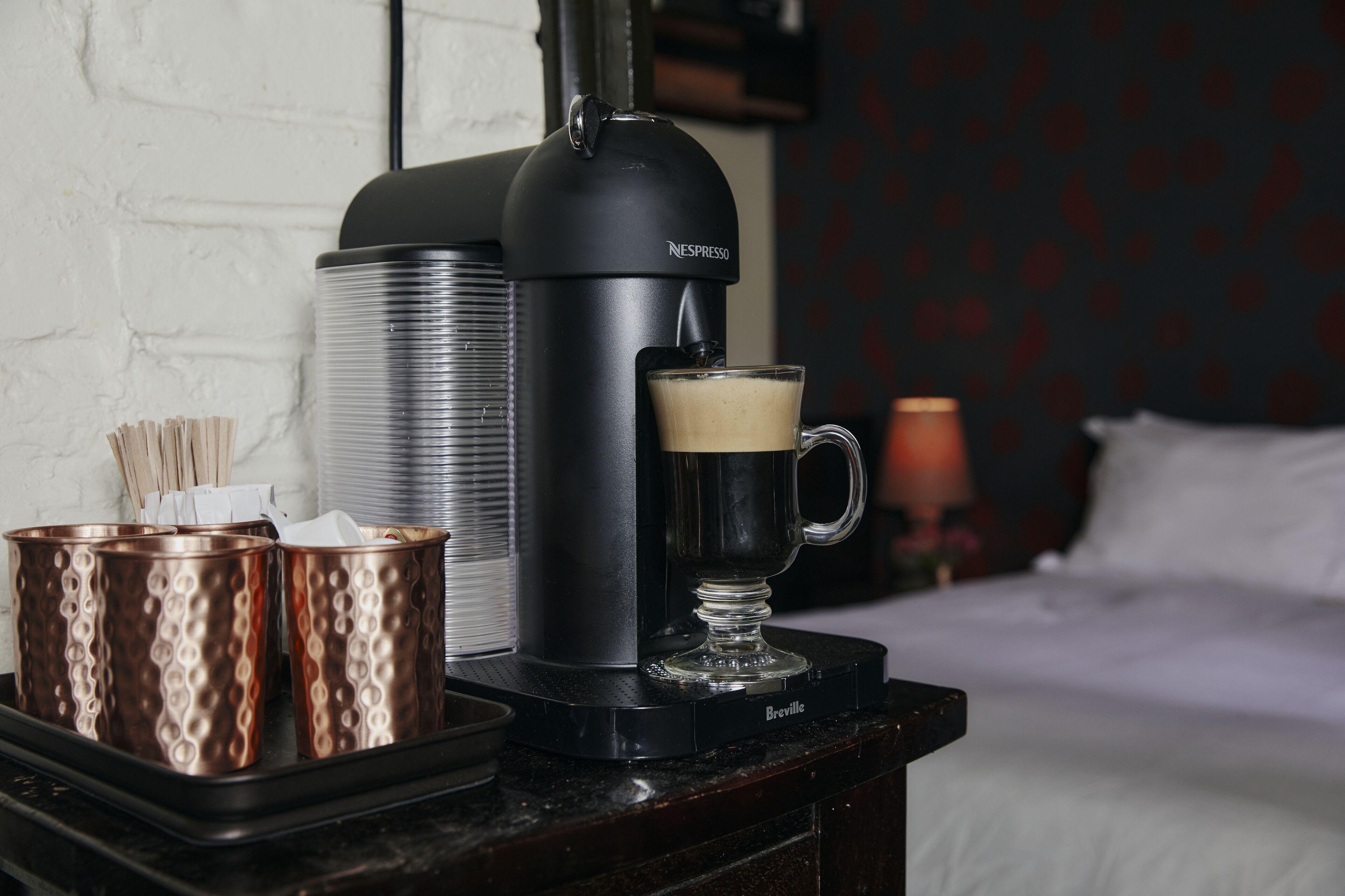 Royal Street Inn & Bar