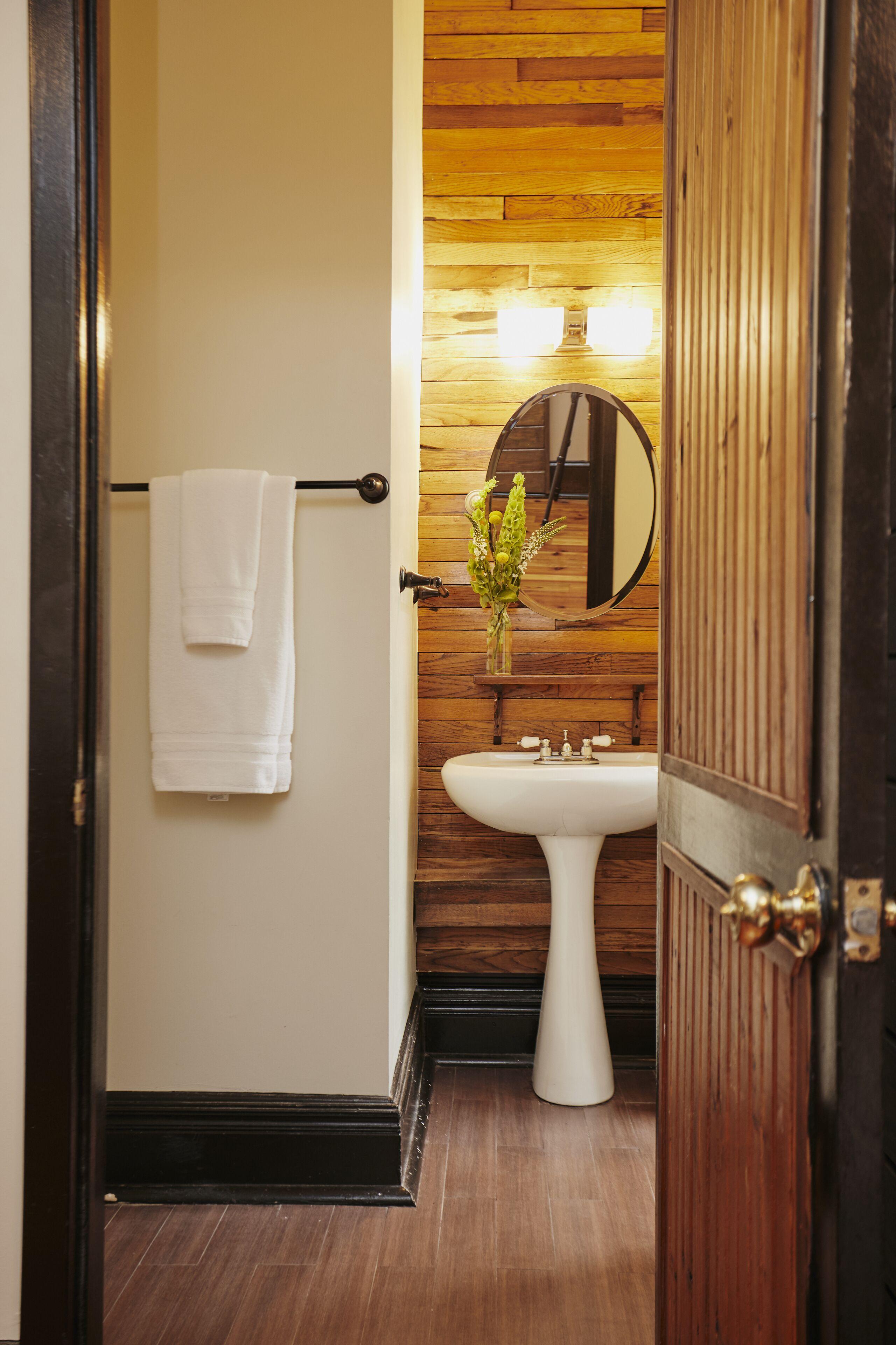 Royal Street Inn & Bar 3*