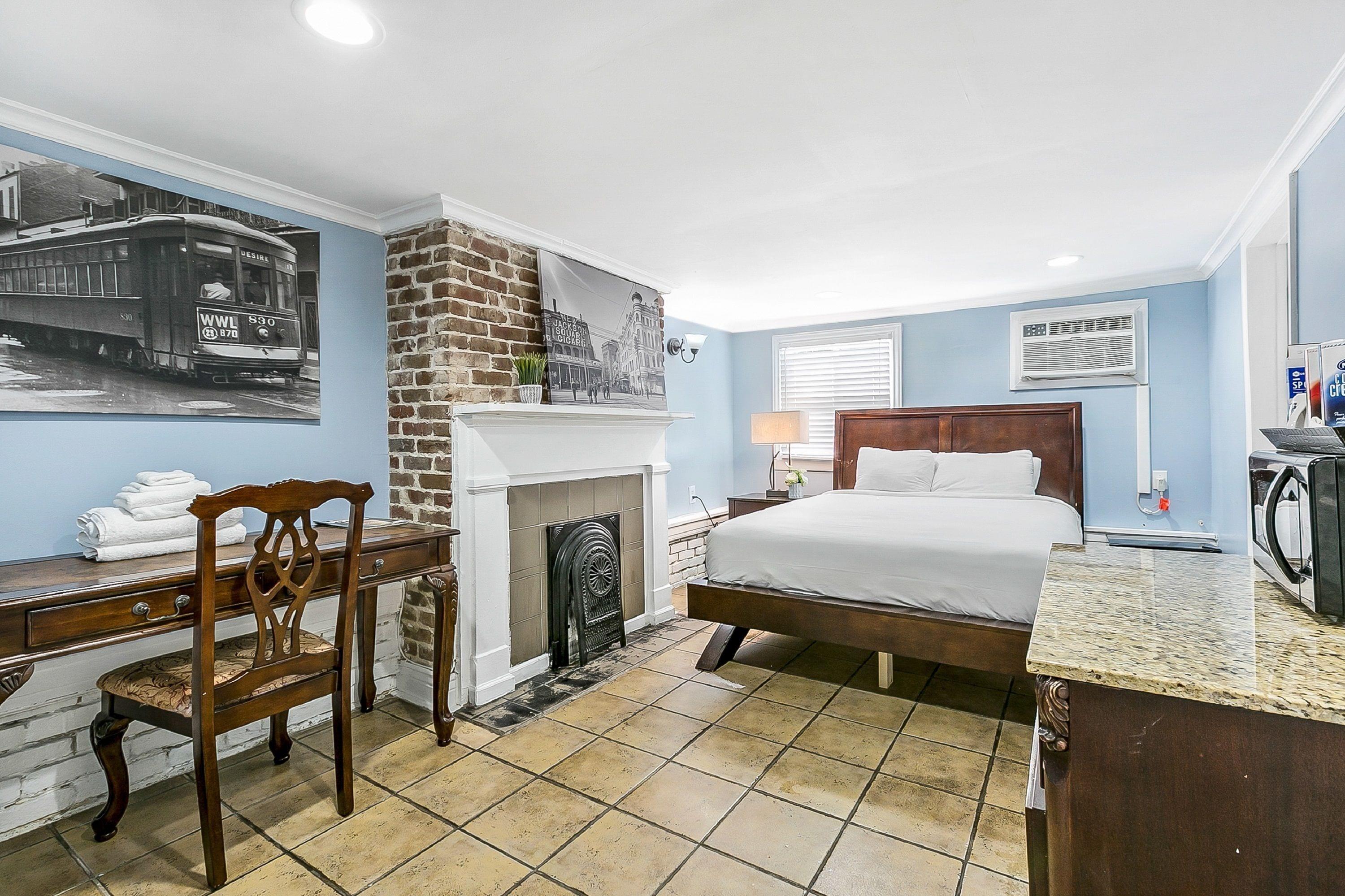 Comfortable Rooms Near All Nola Hot Spots Apartment *