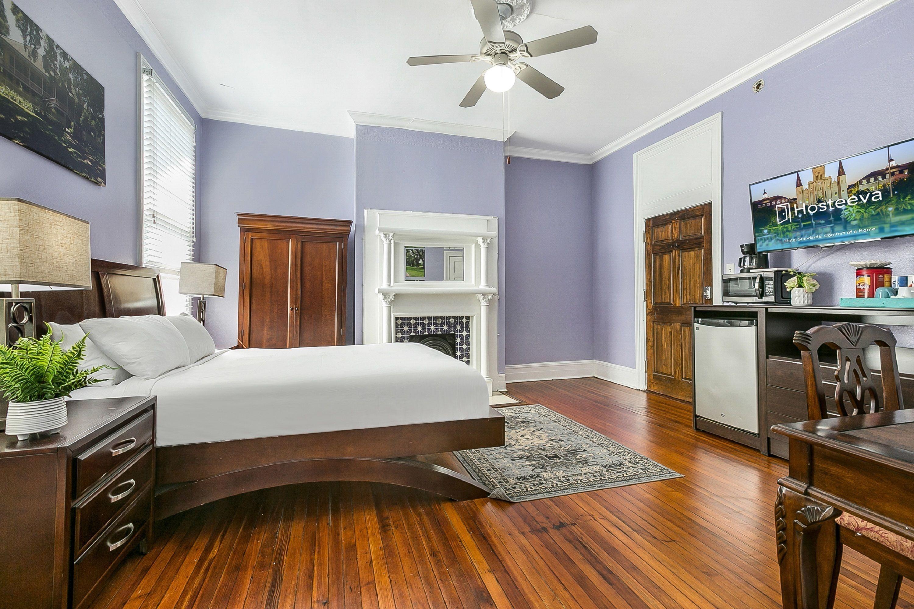 Comfortable Rooms Near All Nola Hot Spots