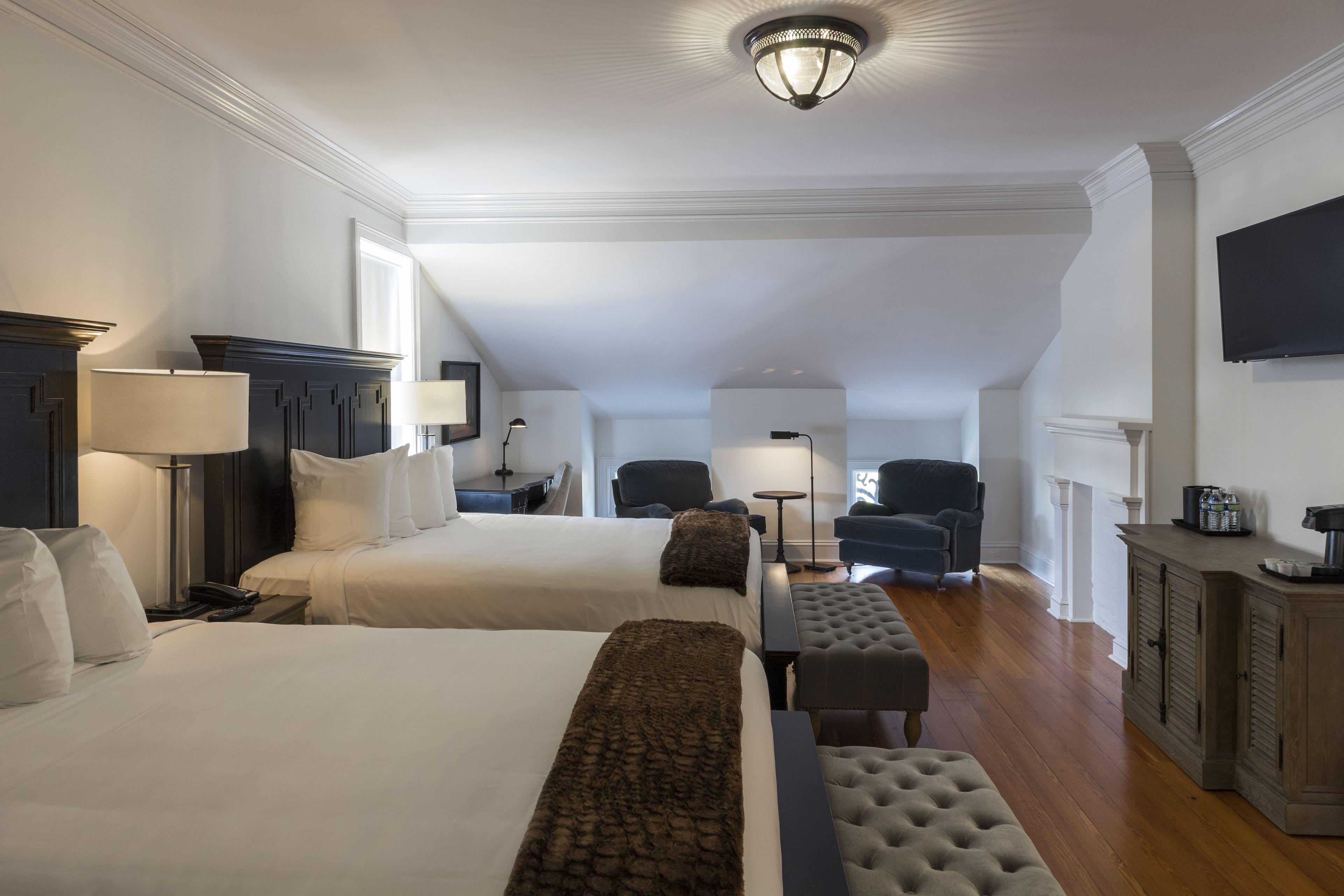 Royal Frenchmen And Bar