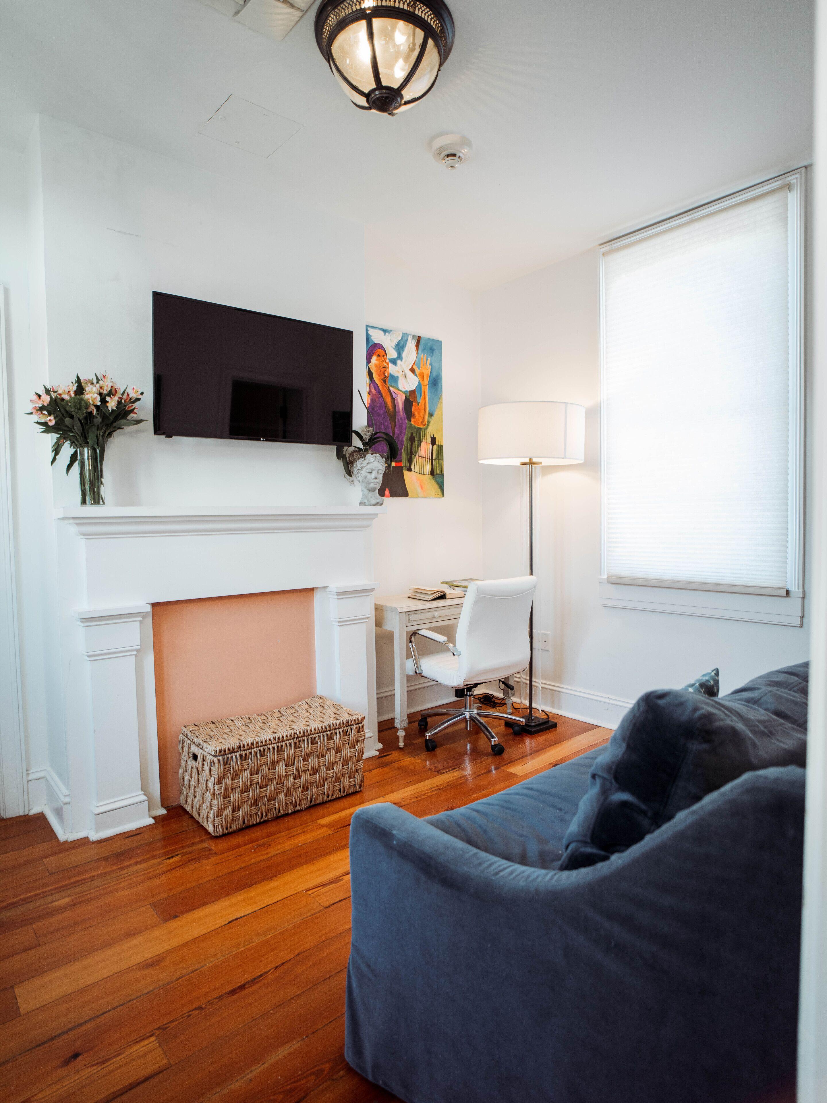 Royal Frenchmen And Bar Hotel 4*