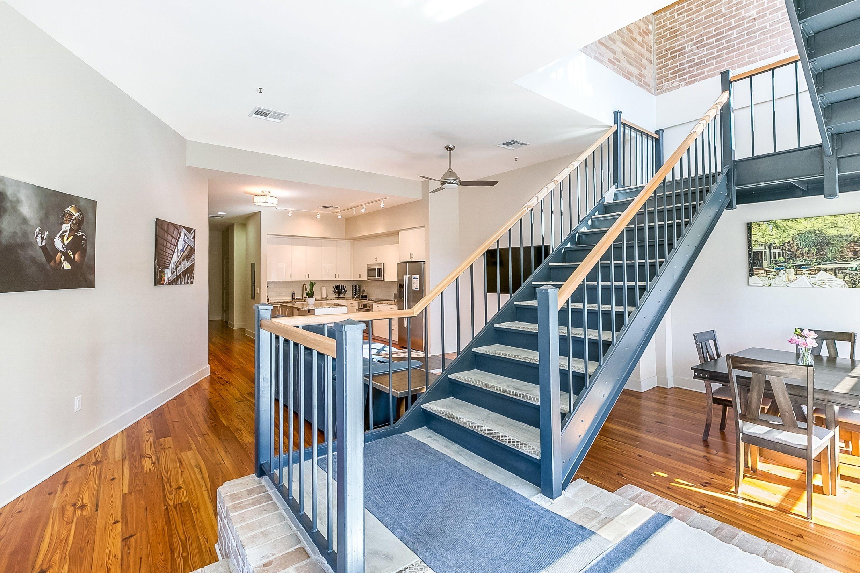 Apartment California Building By Hosteeva *