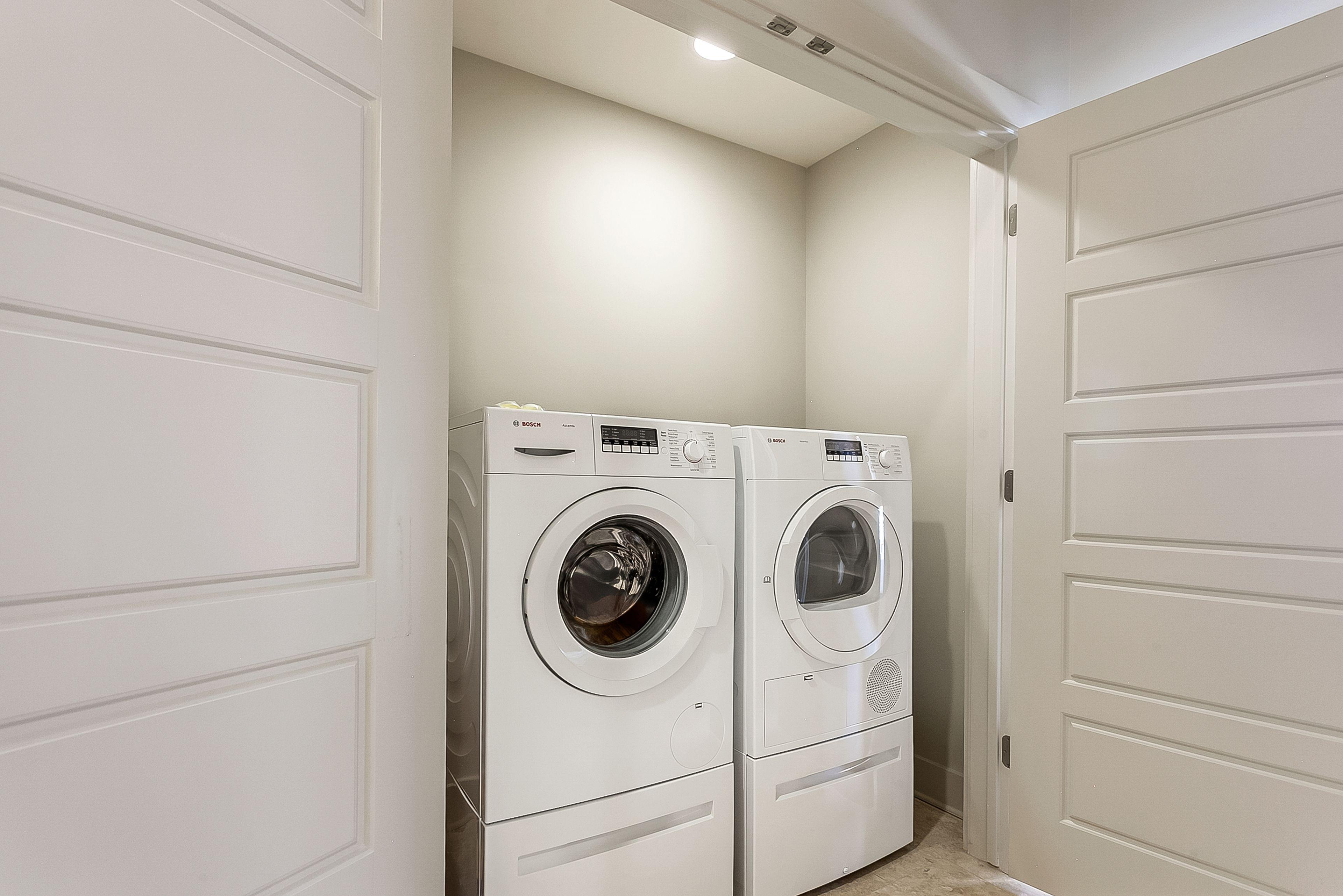 California Building By Hosteeva * New Orleans