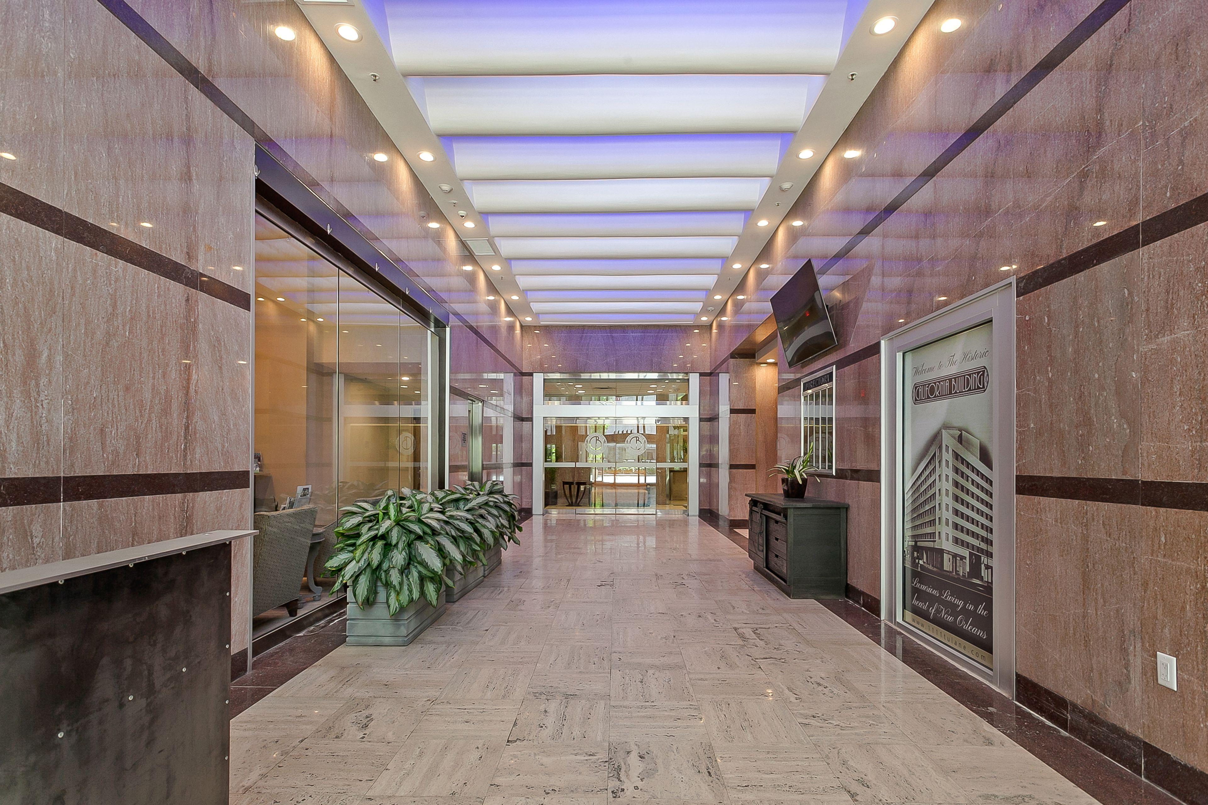 California Building By Hosteeva Apartment New Orleans