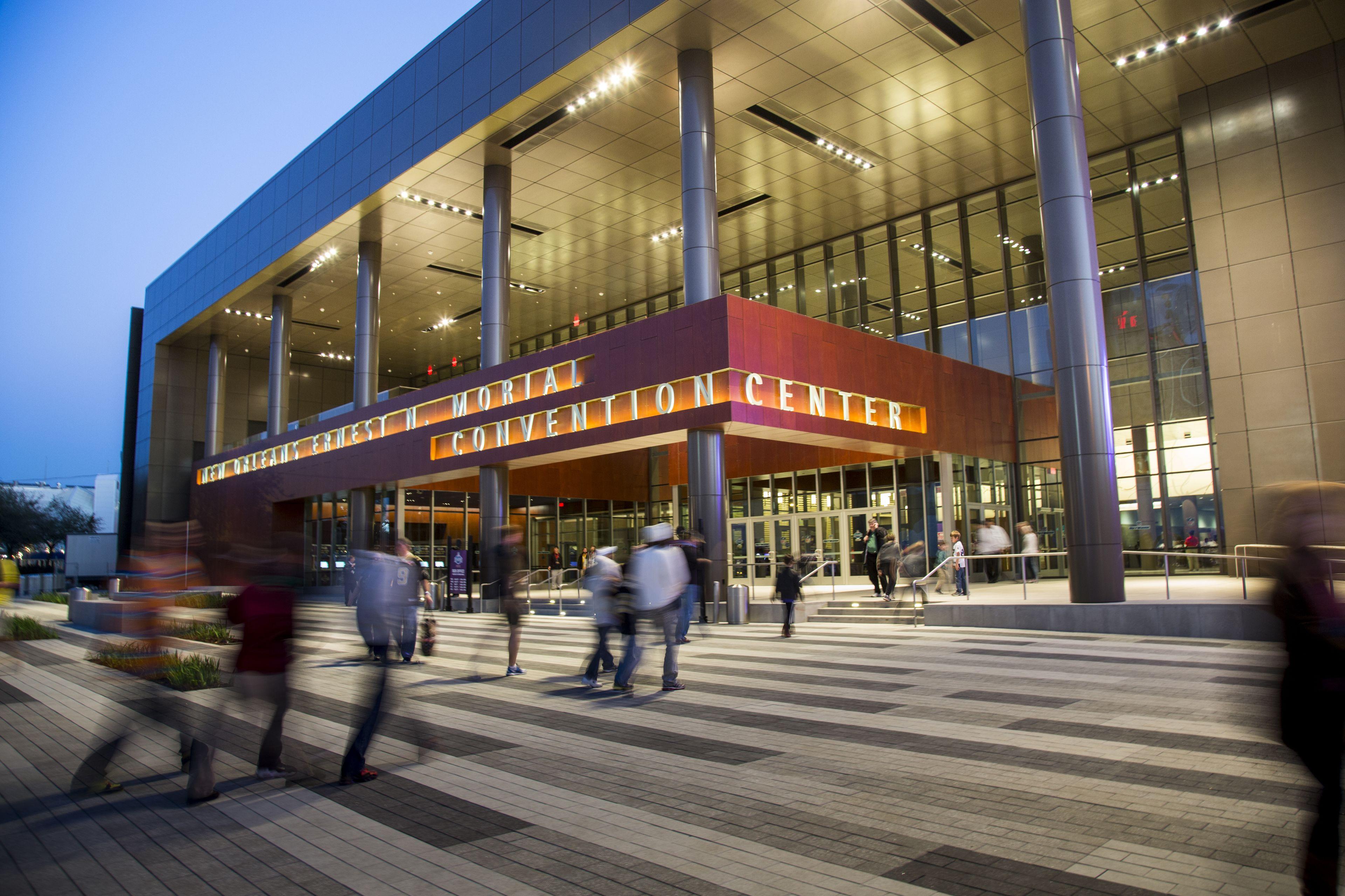 California Building By Hosteeva Apartment New Orleans