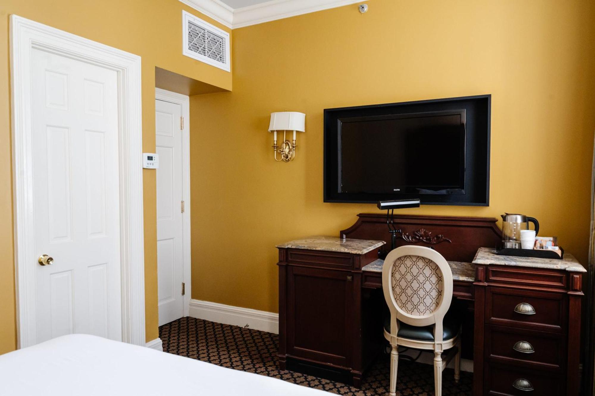 The Lafayette By Kasa Living Hotel