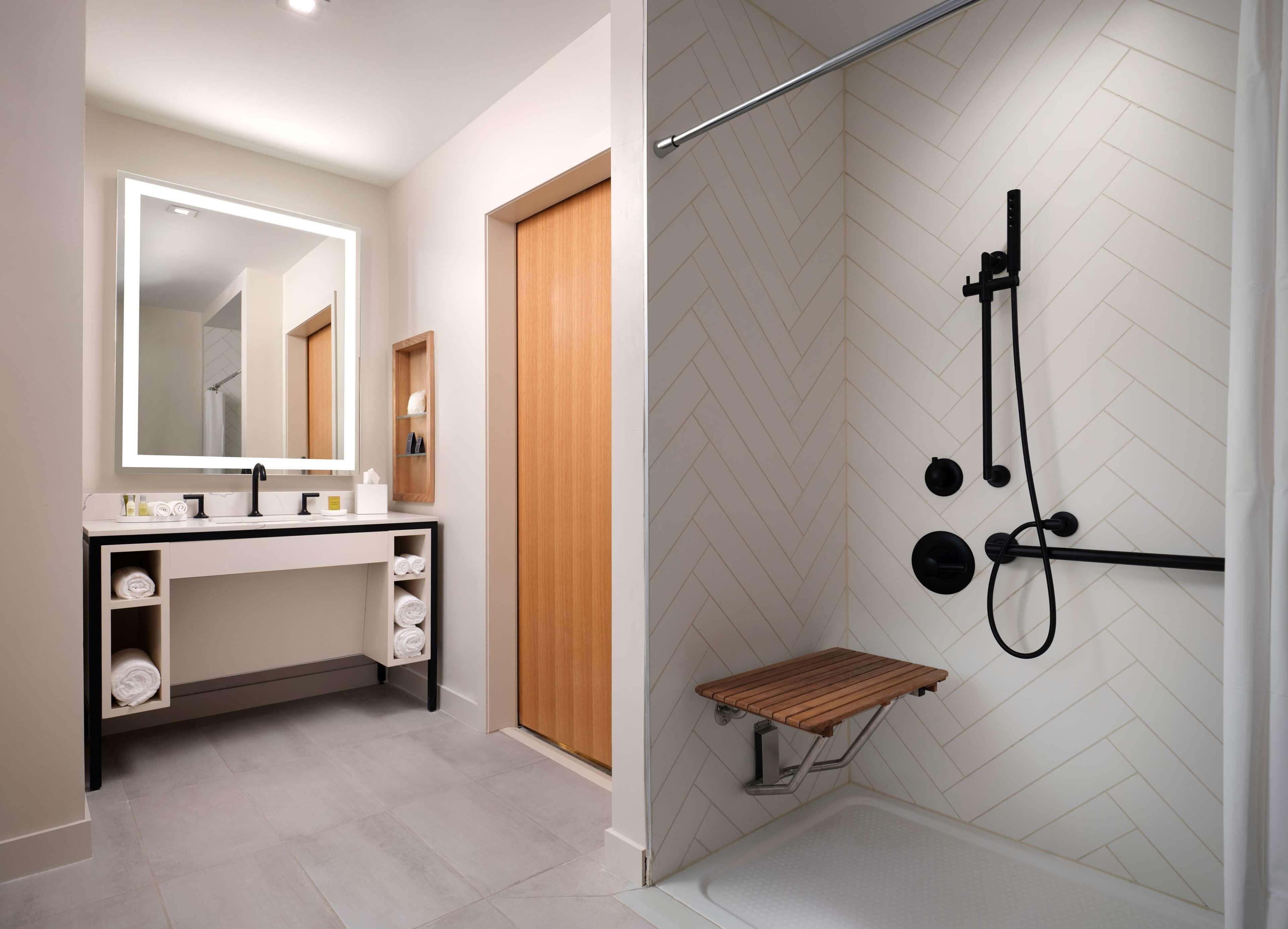 Canopy By Hilton Downtown Hotel 4*