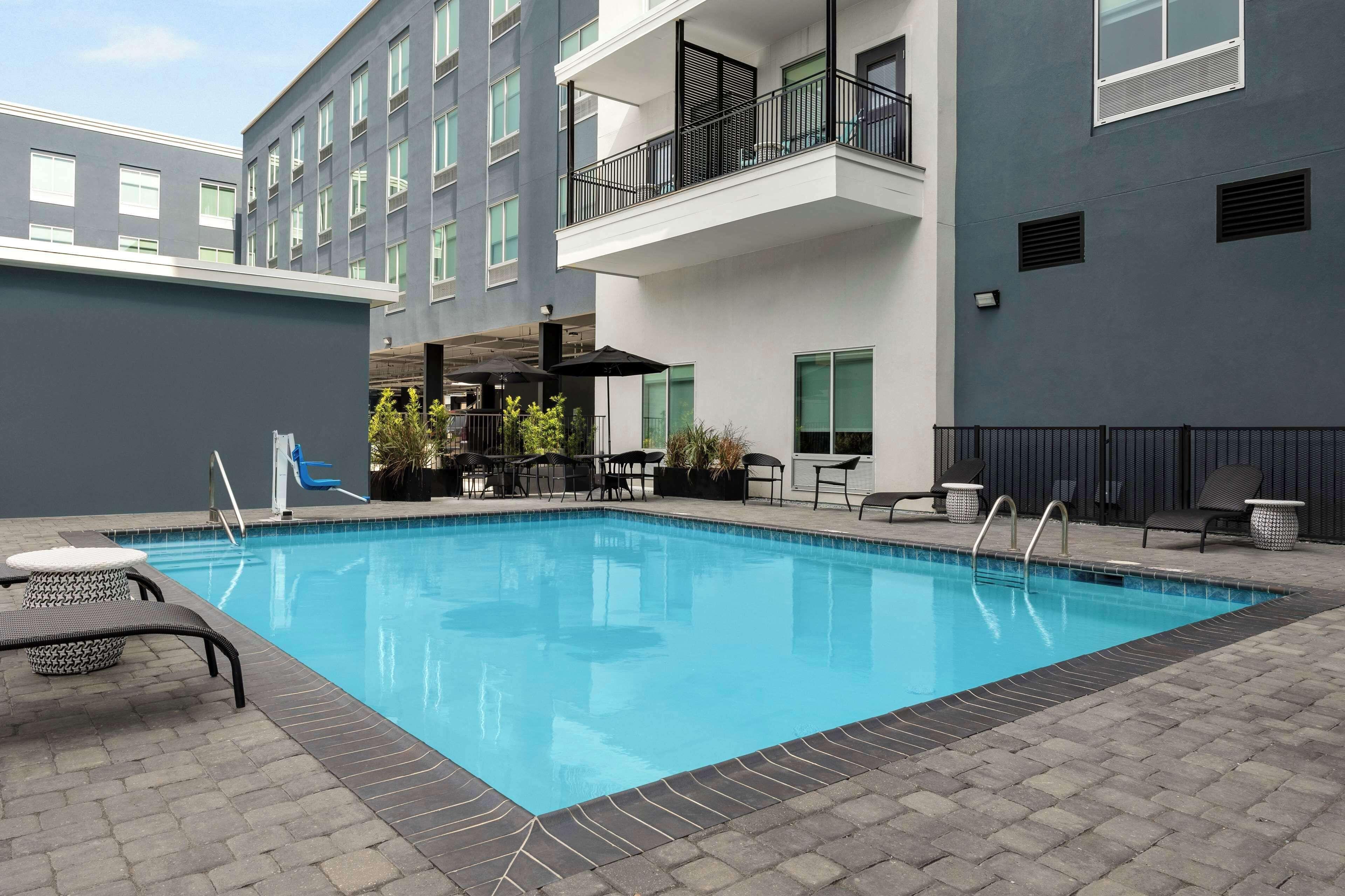 Hampton French Quarter Market Area