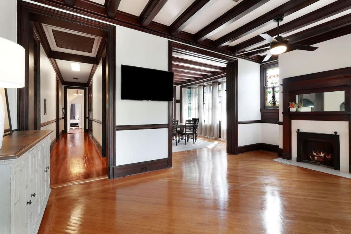 Spacious And Elegant Family In Mid-city * New Orleans