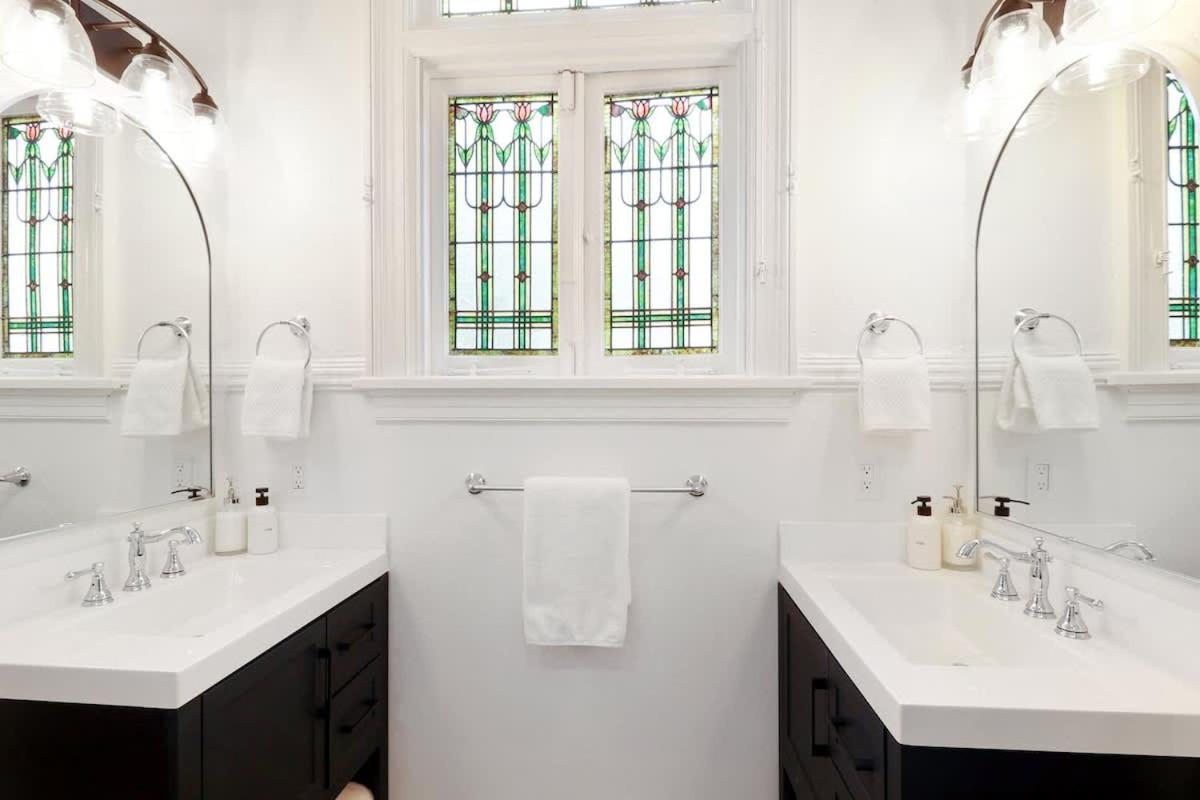 Spacious And Elegant Family In Mid-city New Orleans