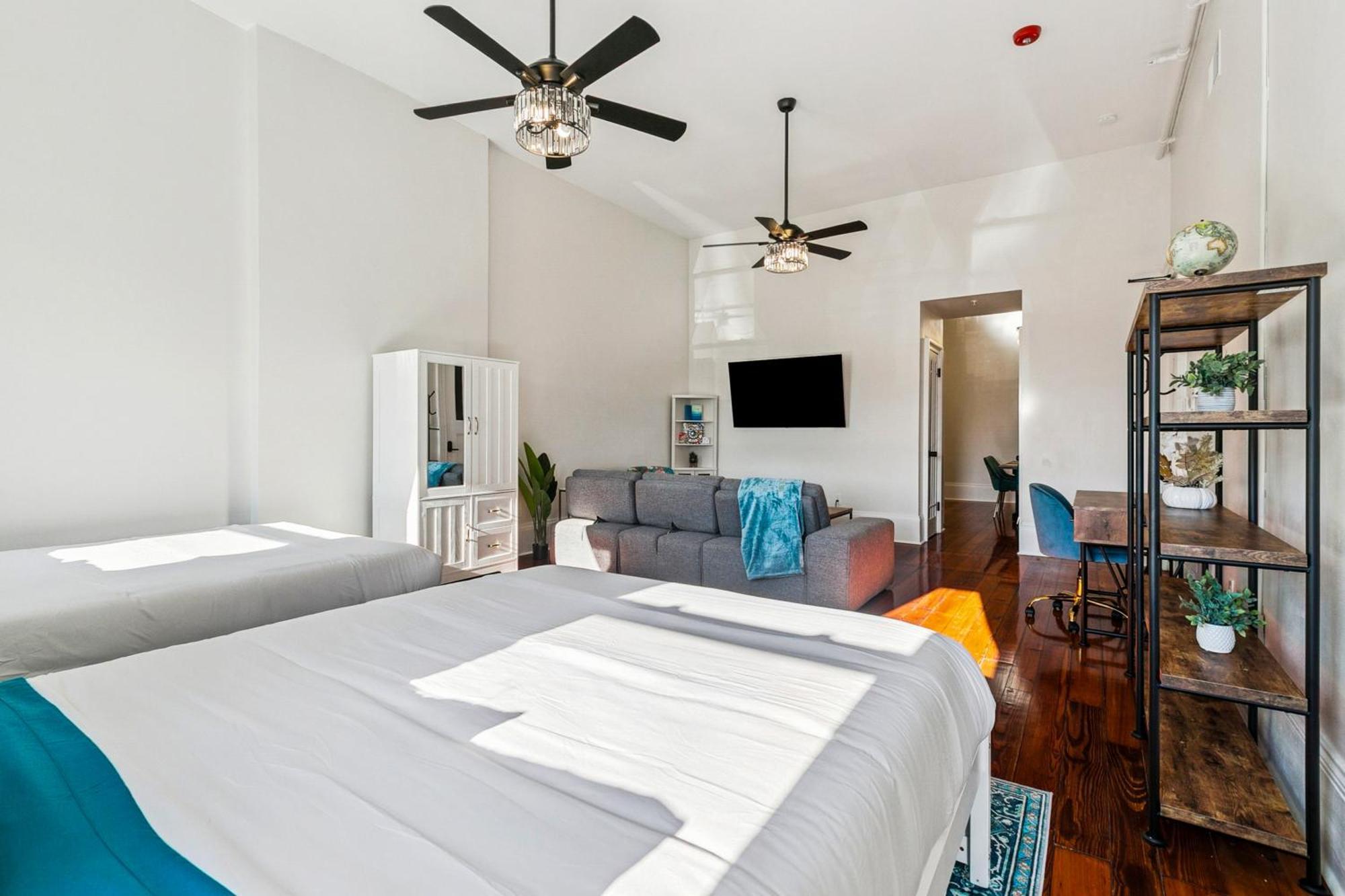 Apartment Stylish & Spacious In New Orleans