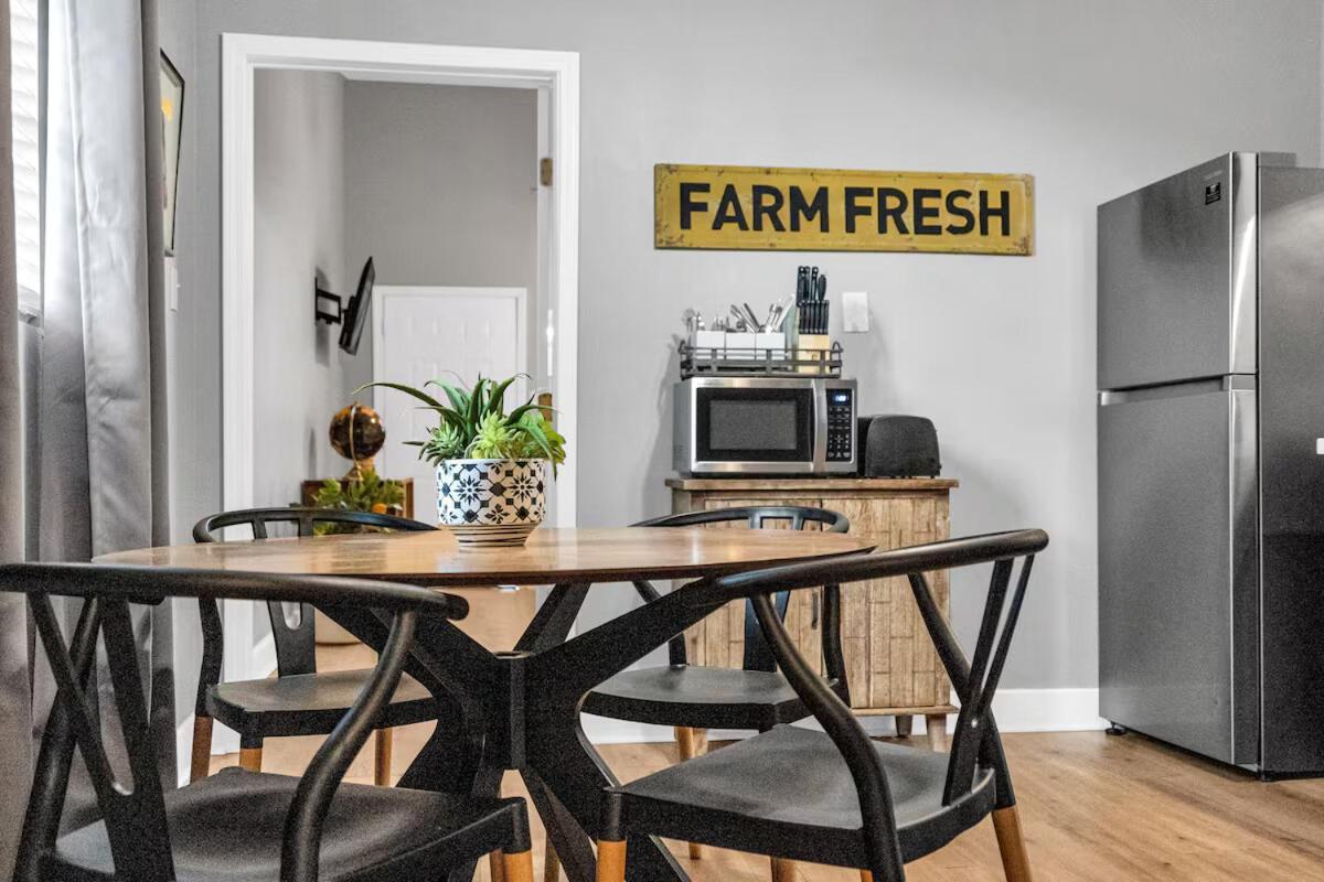 Mid-city Retreat Spacious Shotgun Jazz Fest Holiday home