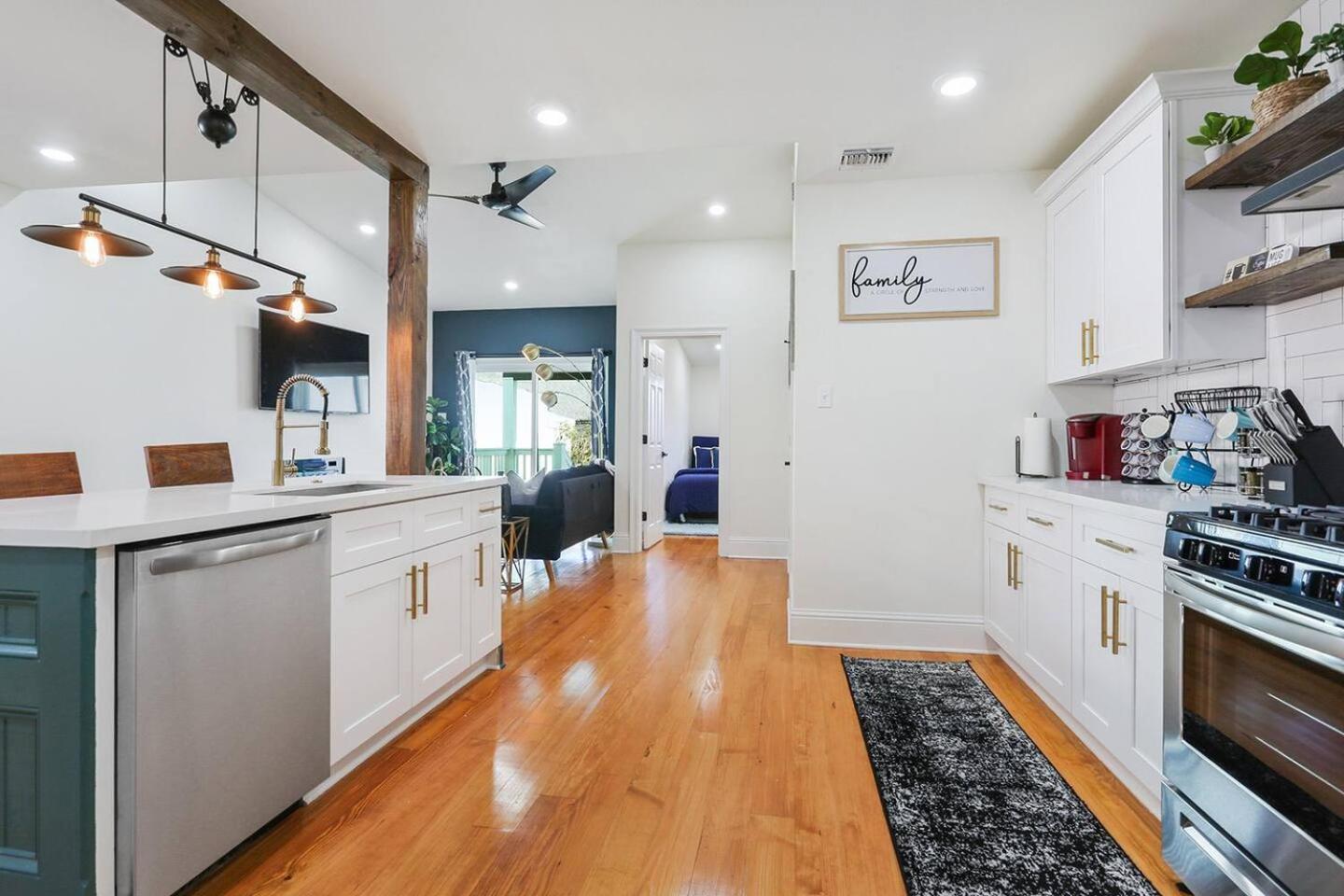 Holiday home Mid-city Modern Parking Festival Season