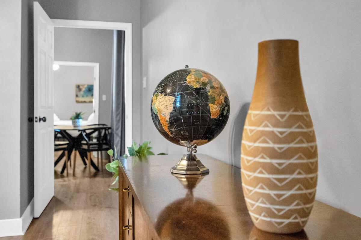 Mid-city Retreat Spacious Shotgun Jazz Fest Holiday home *