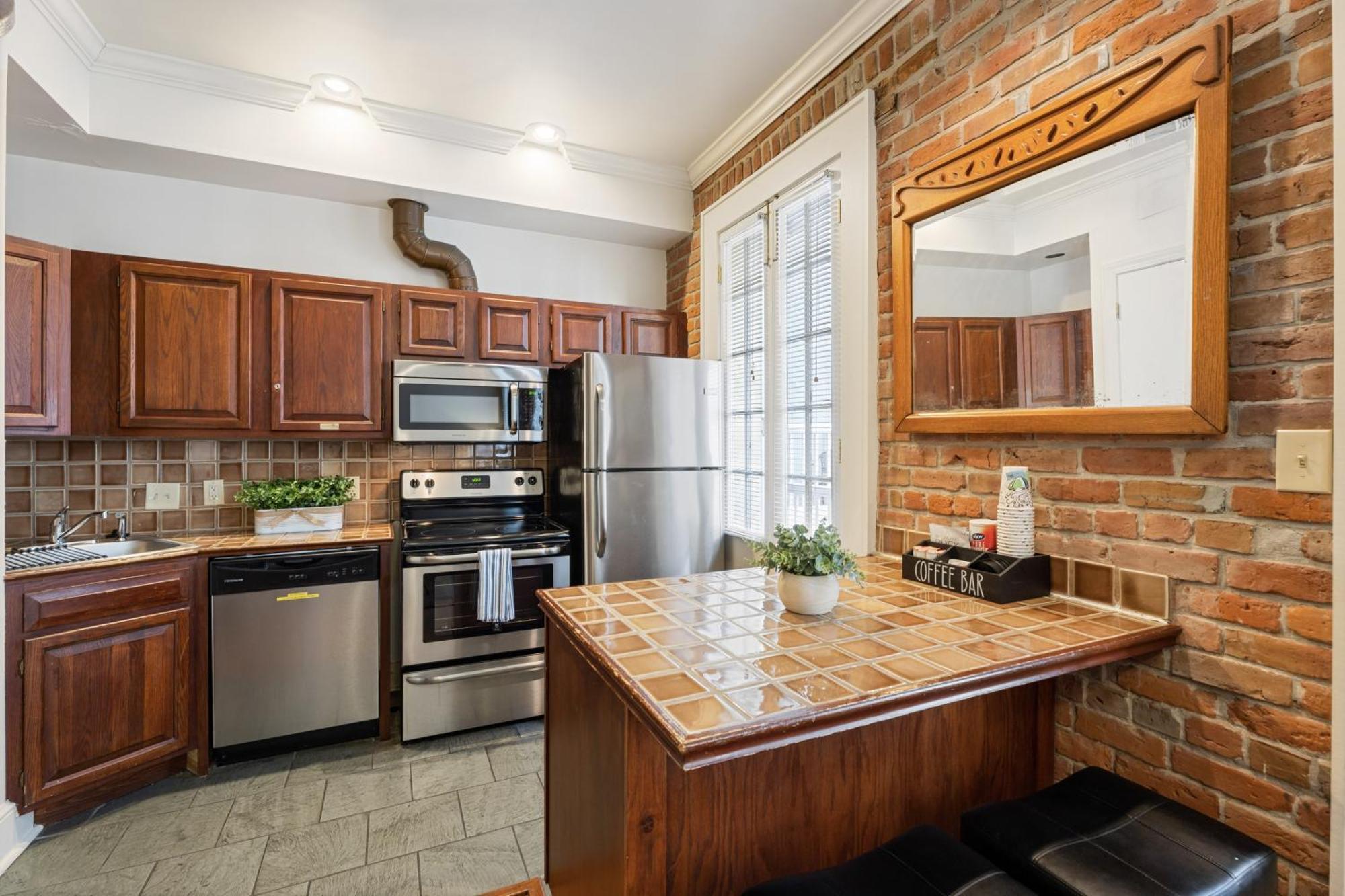 Grenoble House Hotel New Orleans