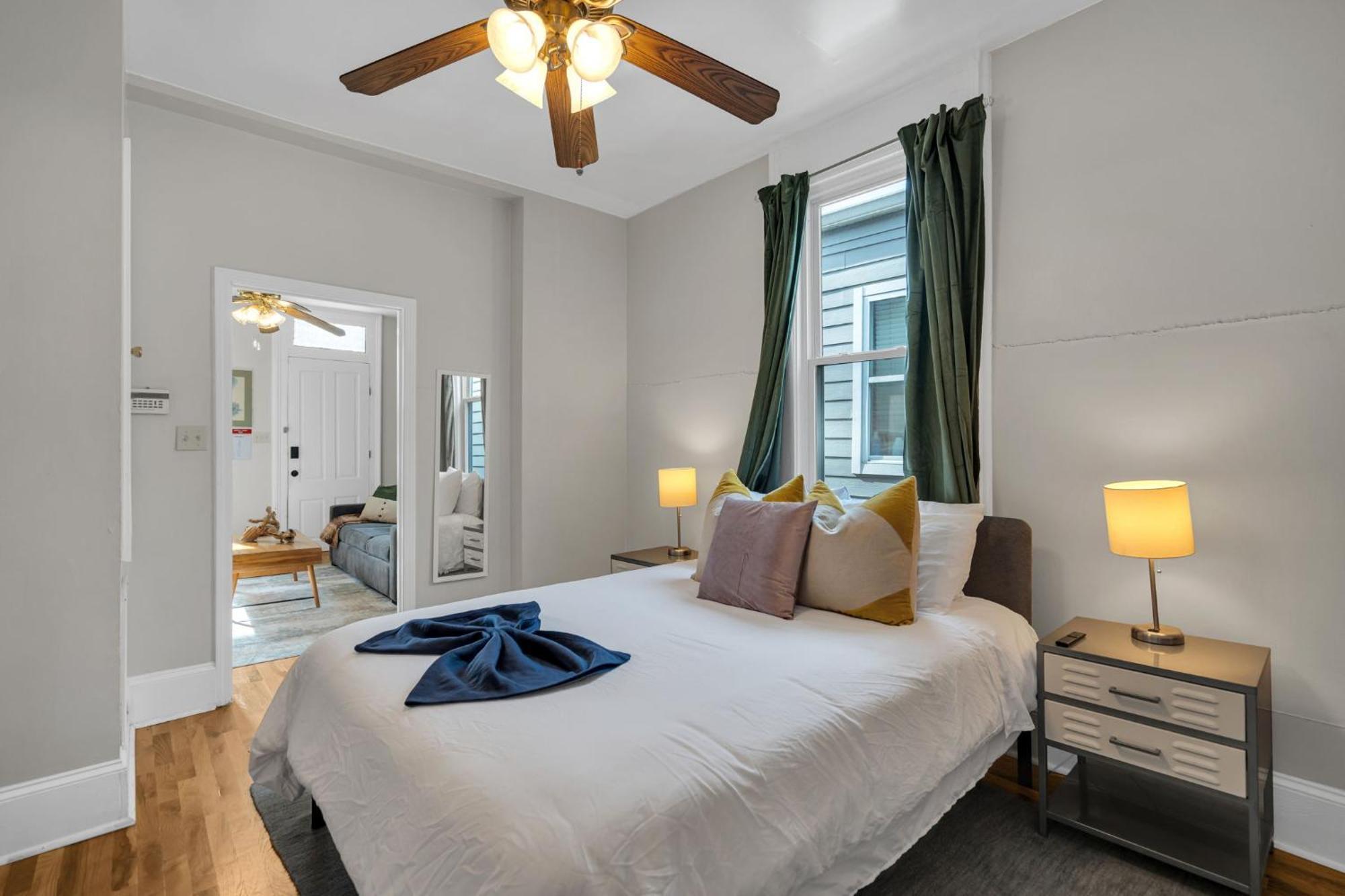 Victorian Shotgun Near Fq & Superdome *