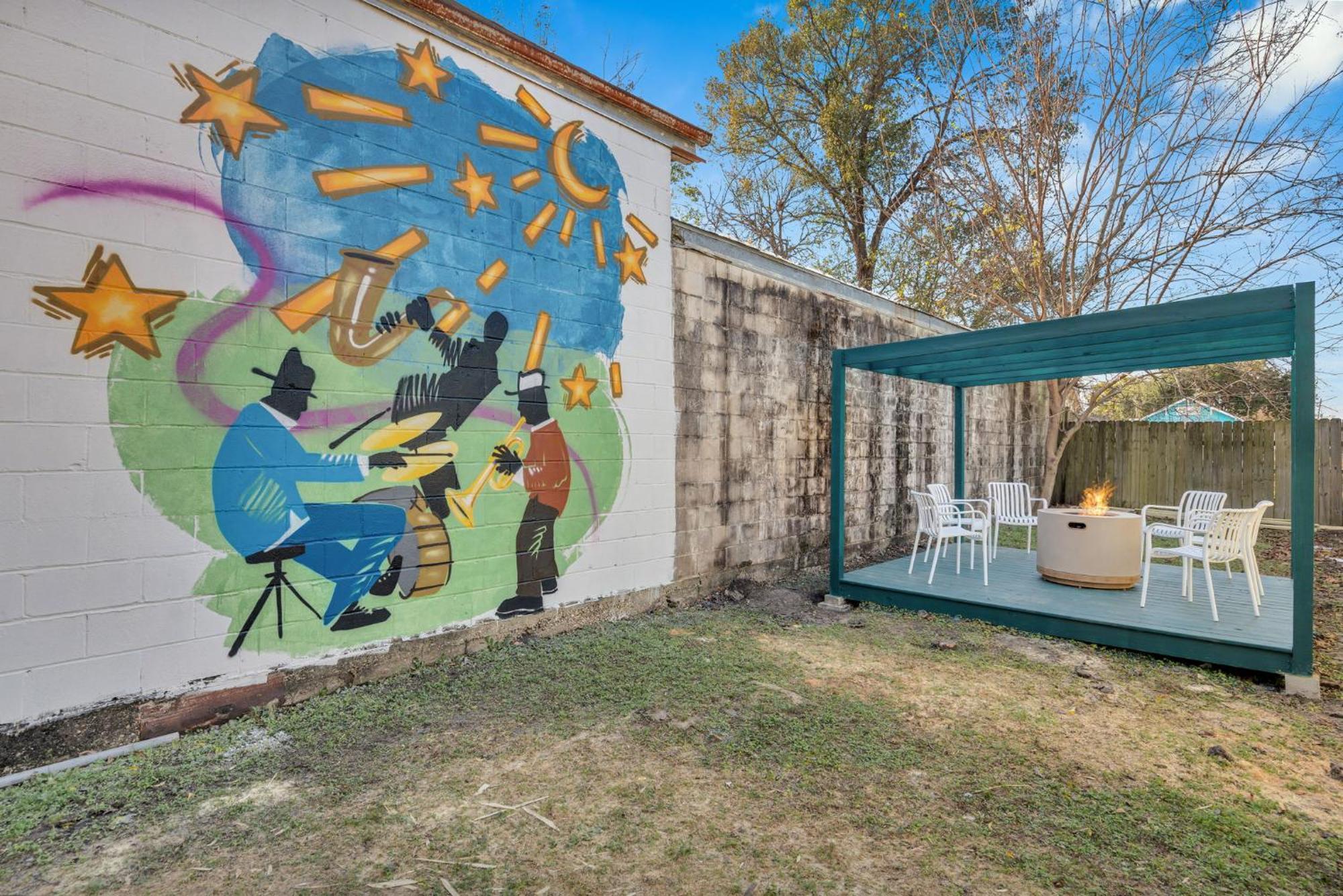 Mid-city Retreat Spacious Shotgun Jazz Fest Holiday home