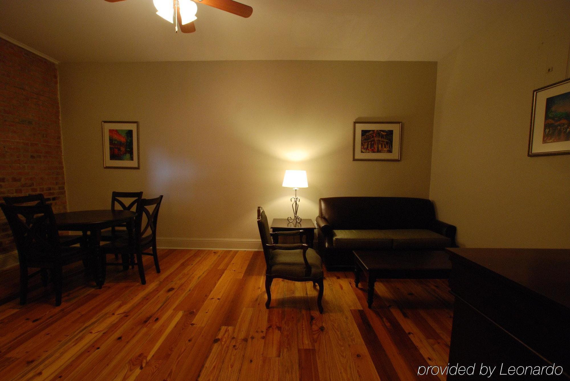 On St. Peter, A French Quarter New Orleans