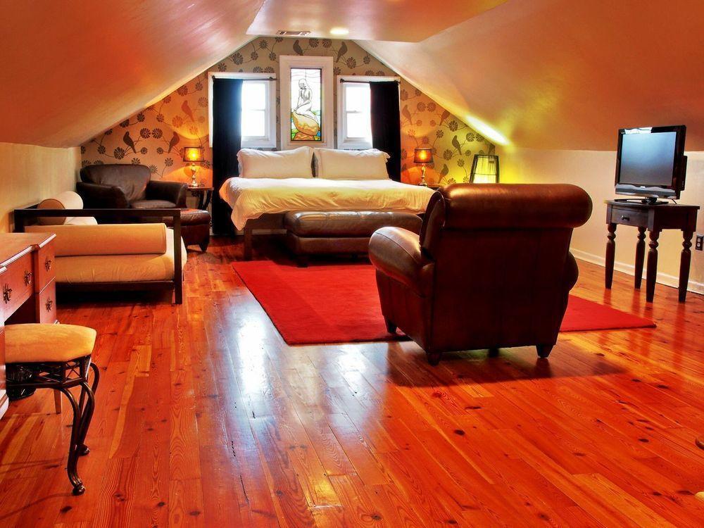 Royal Street Inn & Bar Inn 3*