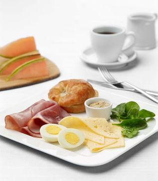 Springhill By Marriott Warehouse Arts District Hotel