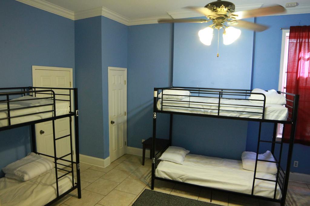 Hostel The Garden District House