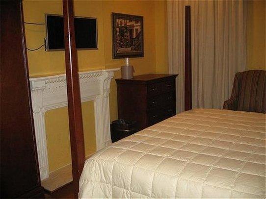 The Prytania Oaks Inn 2*