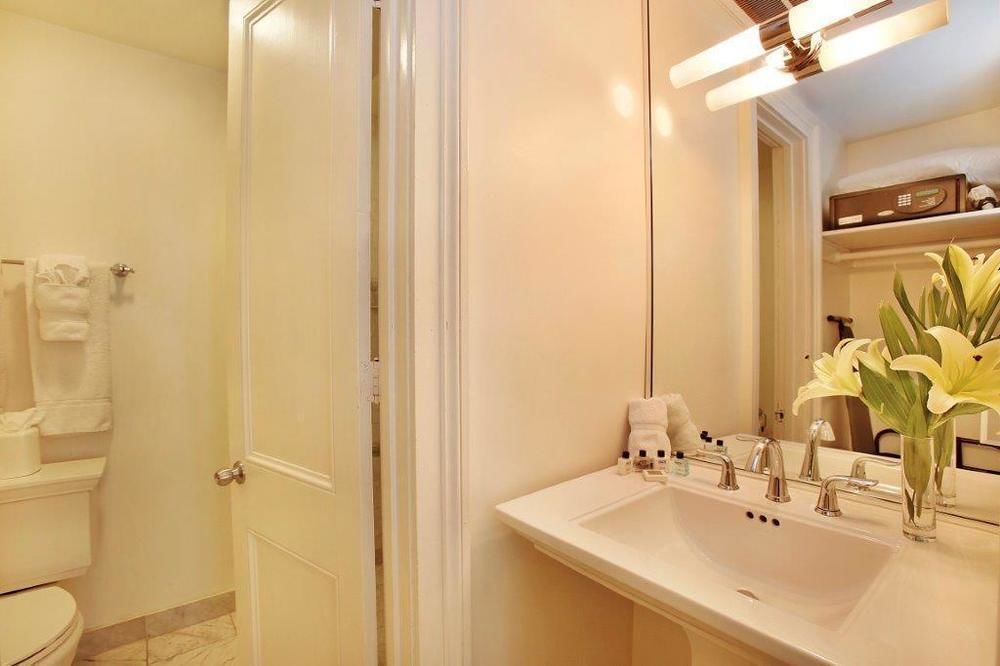 St. Helene Hotel New Orleans